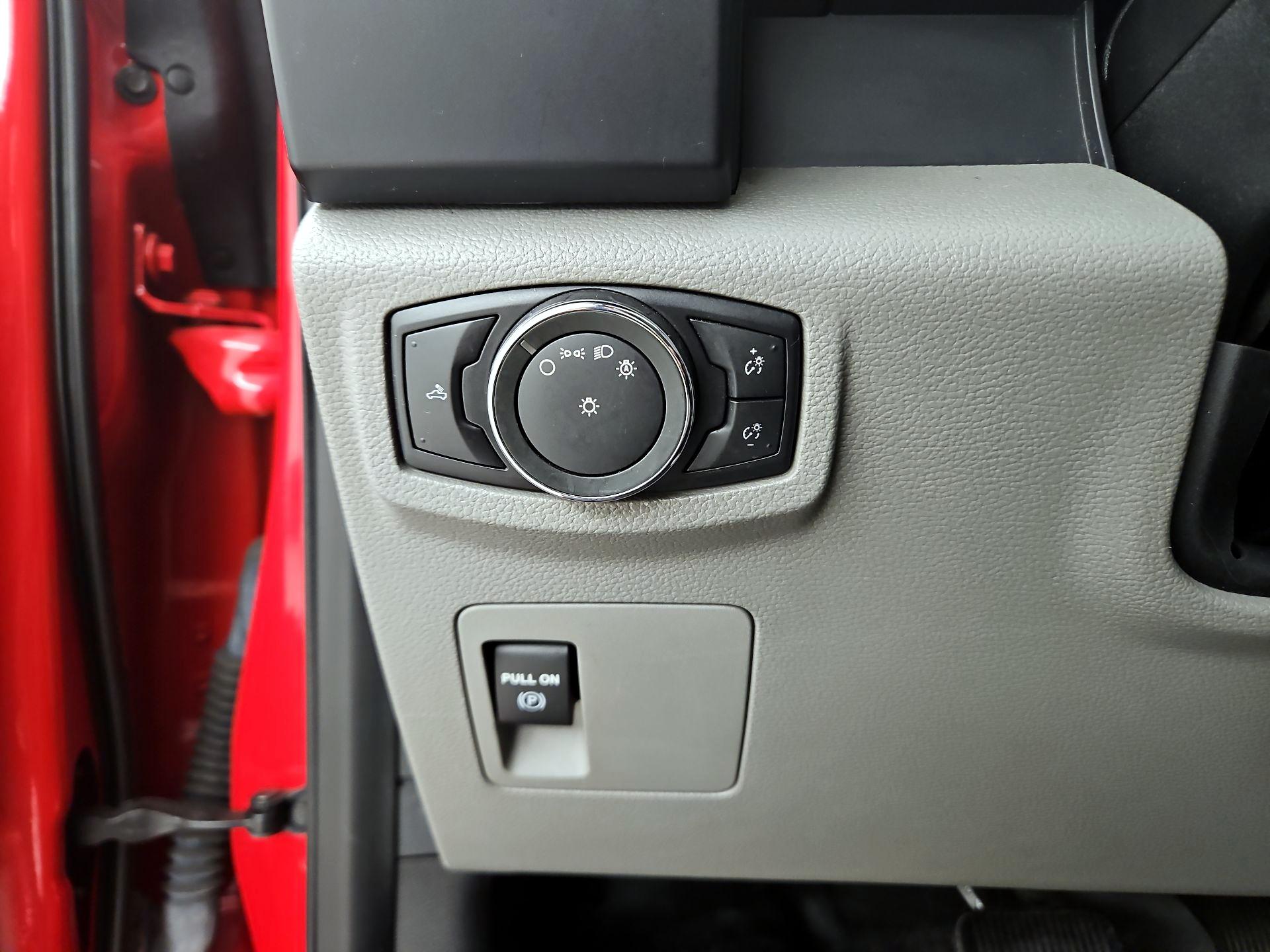 Thumbnail: 2016 Ford F-150 - 13