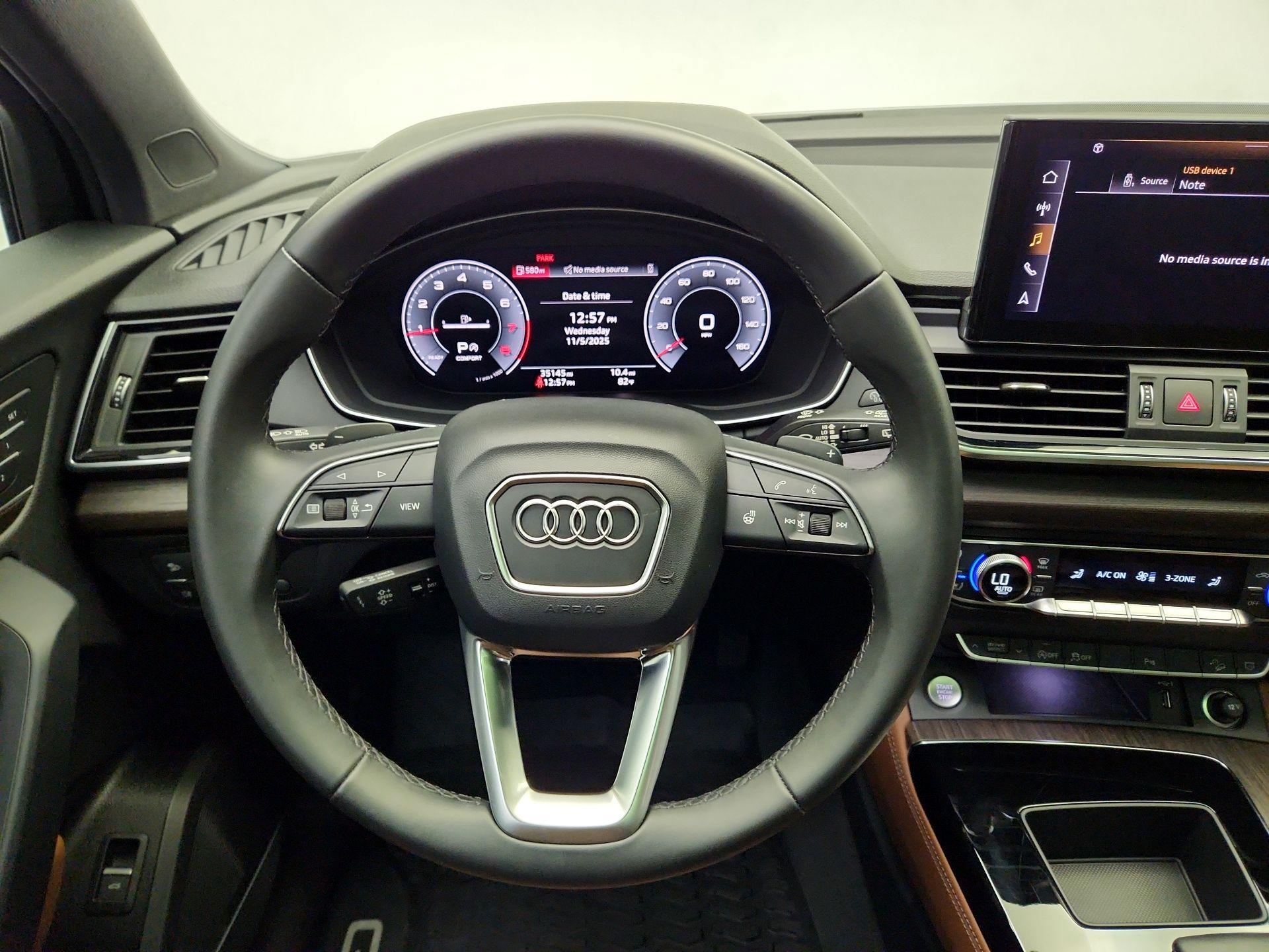 Thumbnail: 2023 Audi Q5 - 10