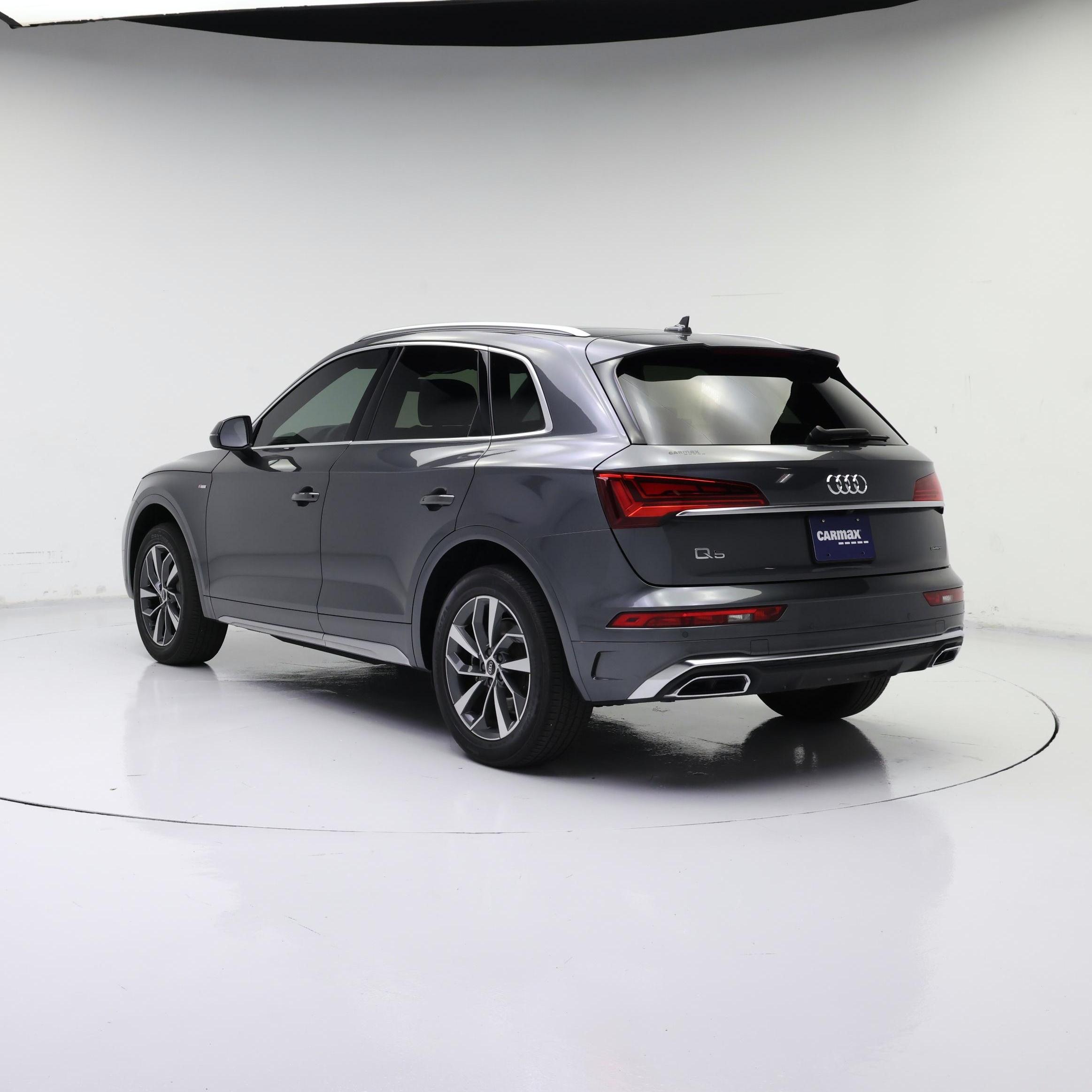 Thumbnail: 2023 Audi Q5 - 2