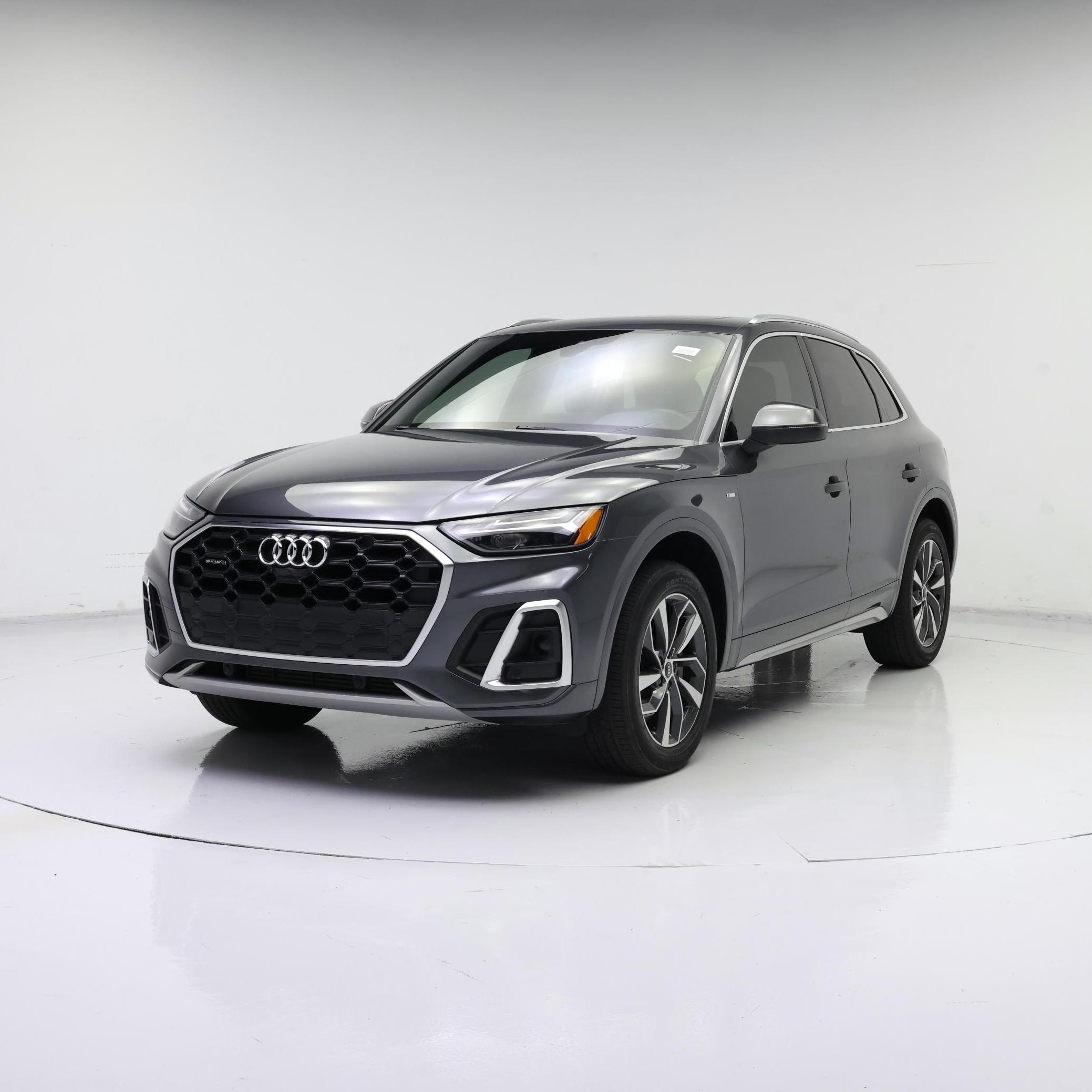 Thumbnail: 2023 Audi Q5 - 4