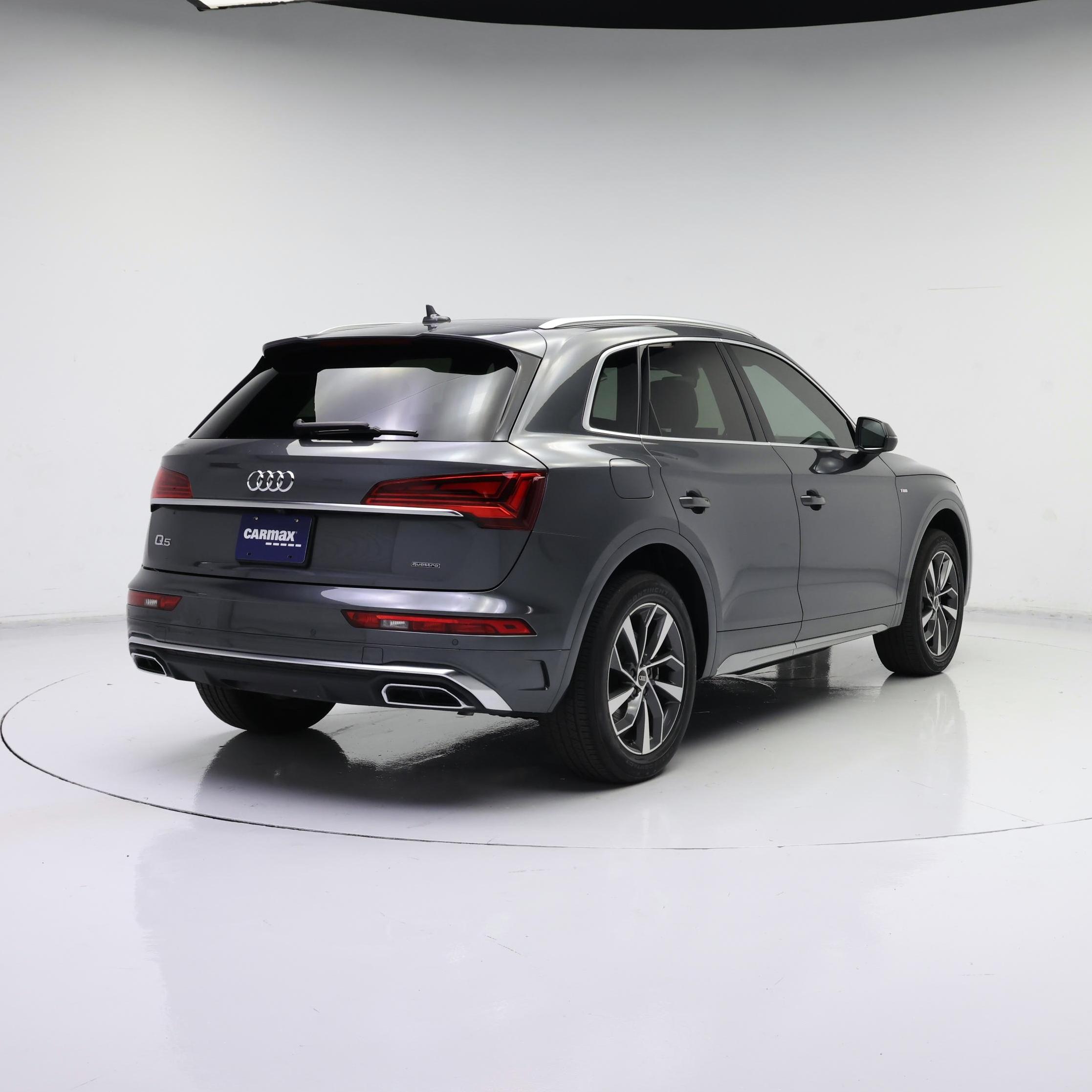 Thumbnail: 2023 Audi Q5 - 8