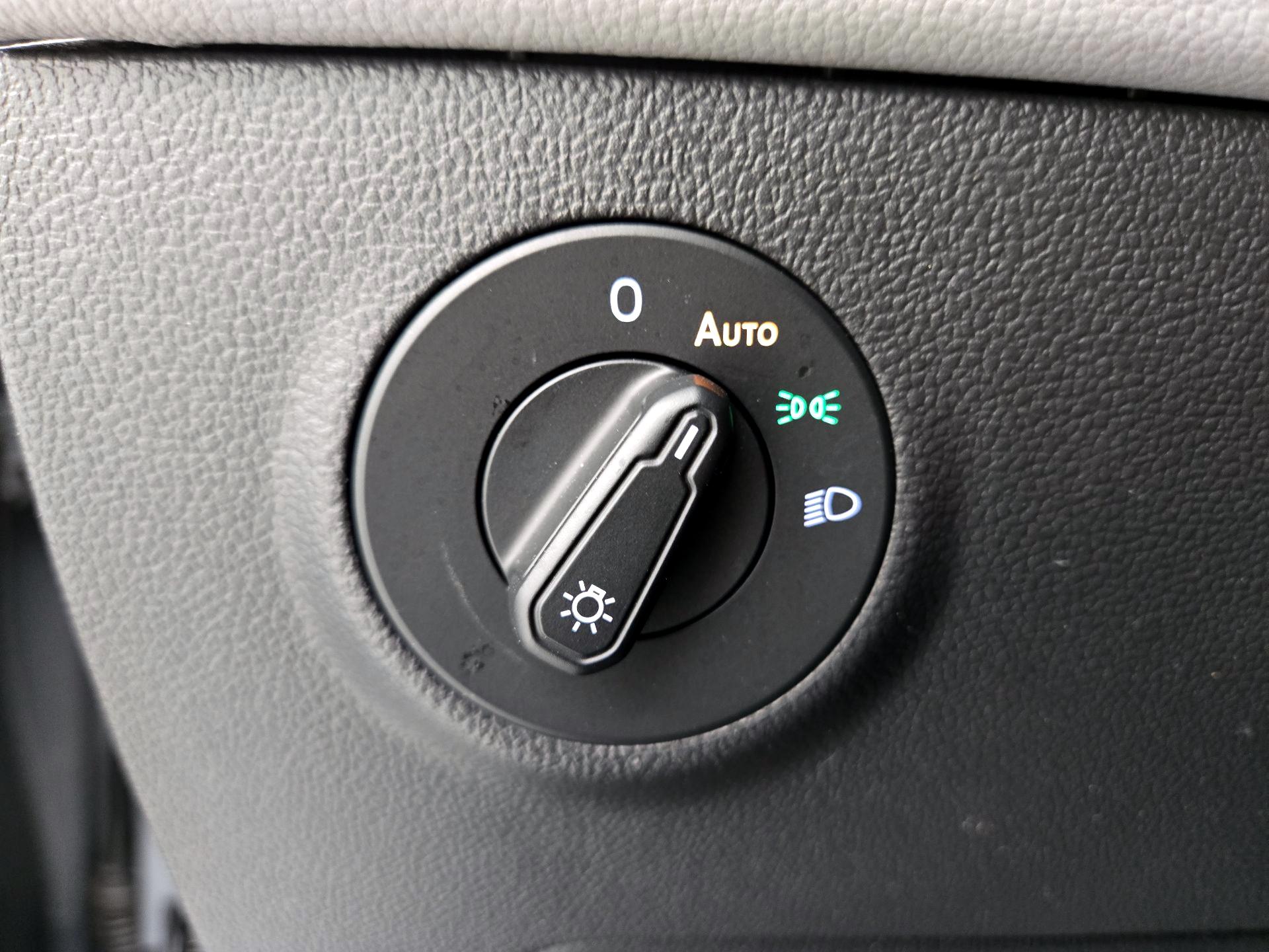 Thumbnail: 2022 Volkswagen Taos - 13