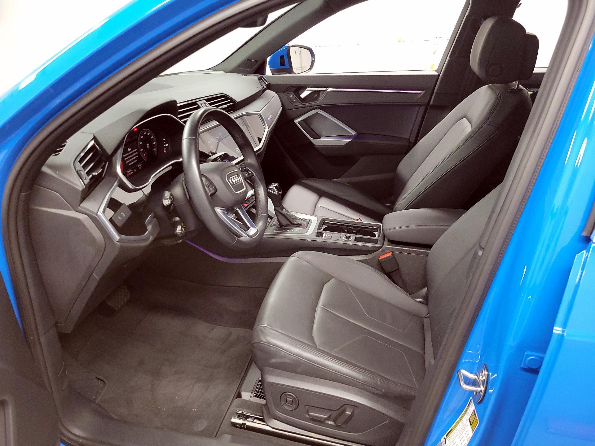 Thumbnail: 2022 Audi Q3 - 11