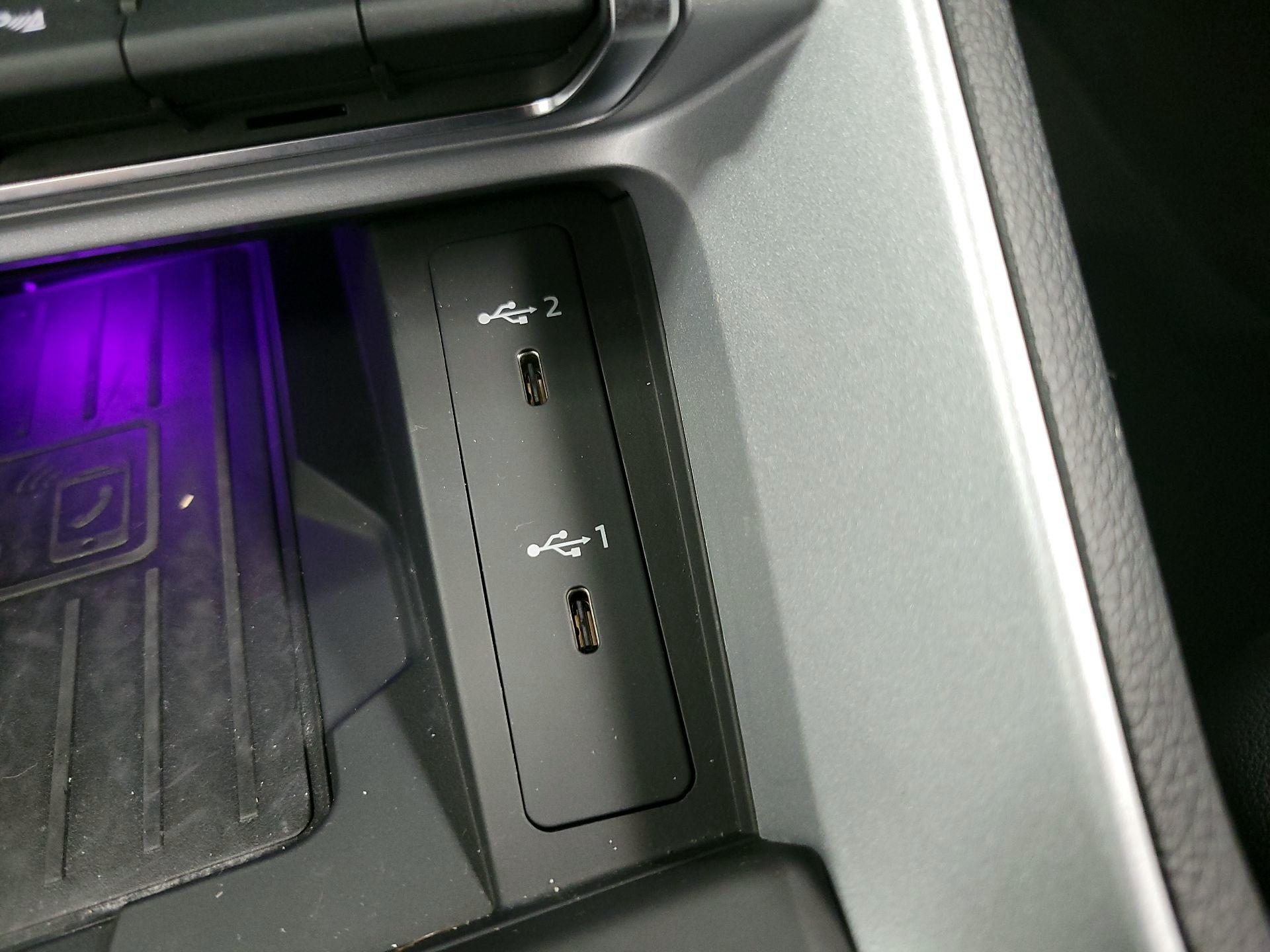 Thumbnail: 2022 Audi Q3 - 19