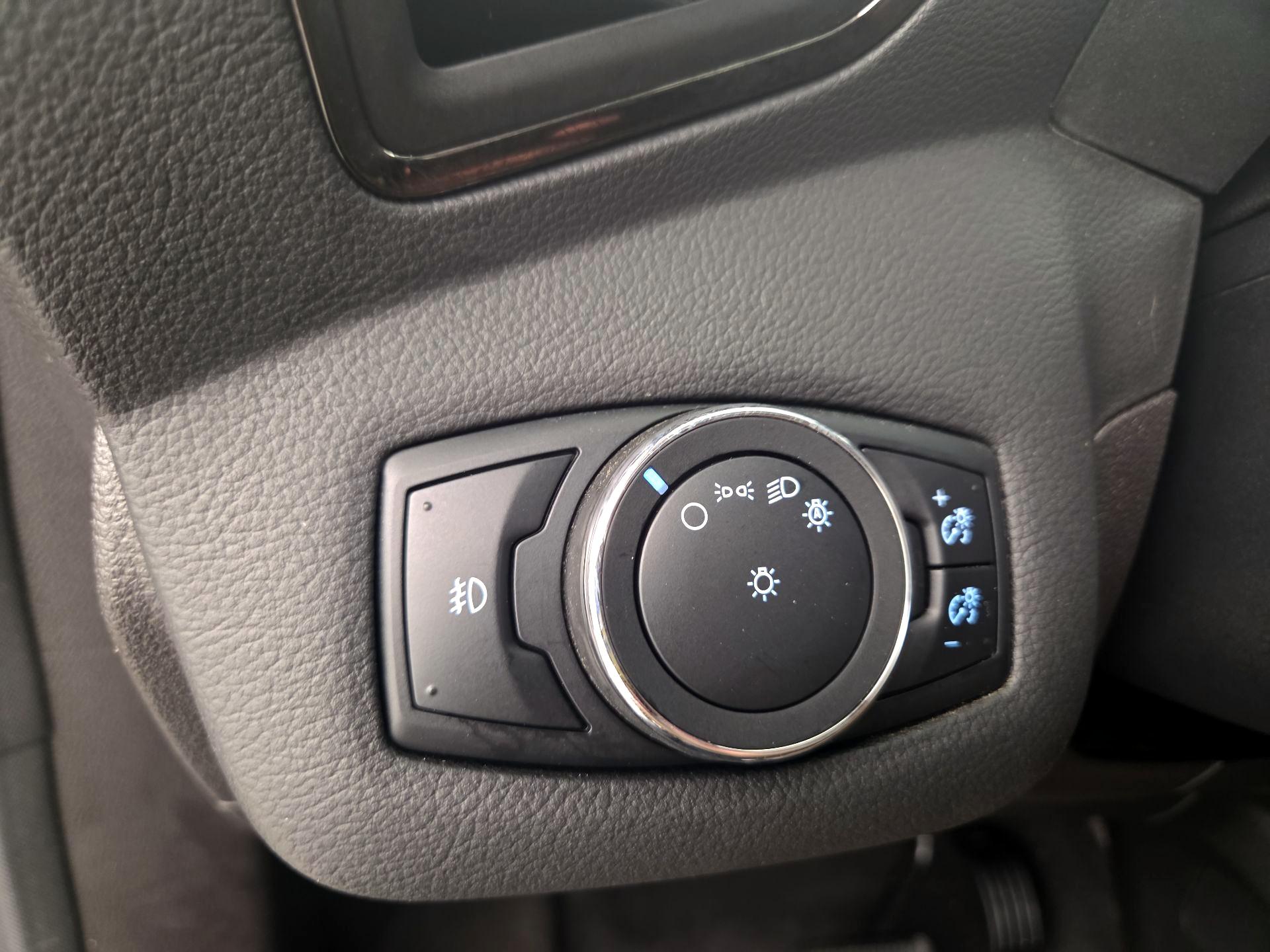 Thumbnail: 2014 Ford Escape - 13