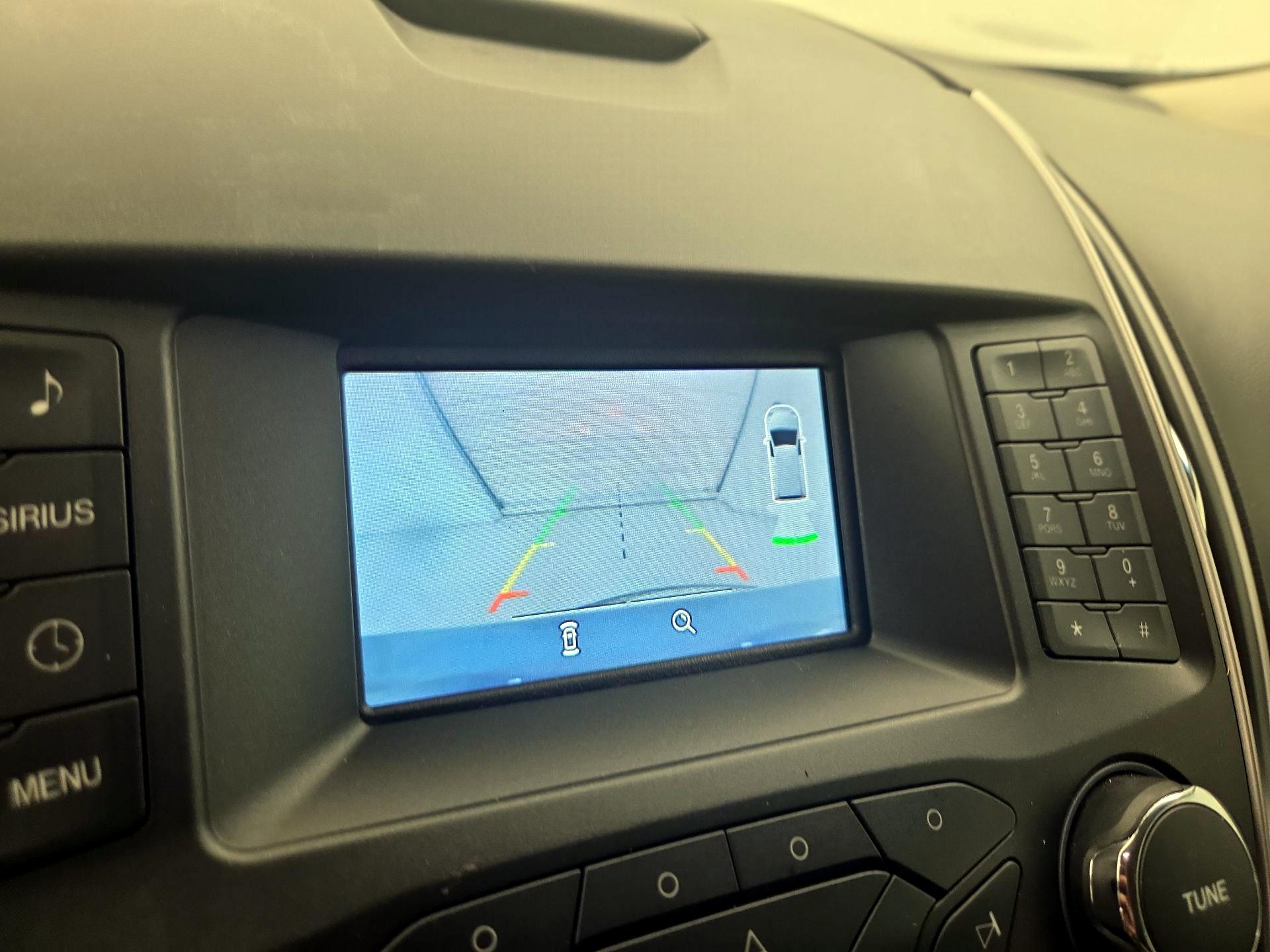 Thumbnail: 2018 Ford Edge - 14