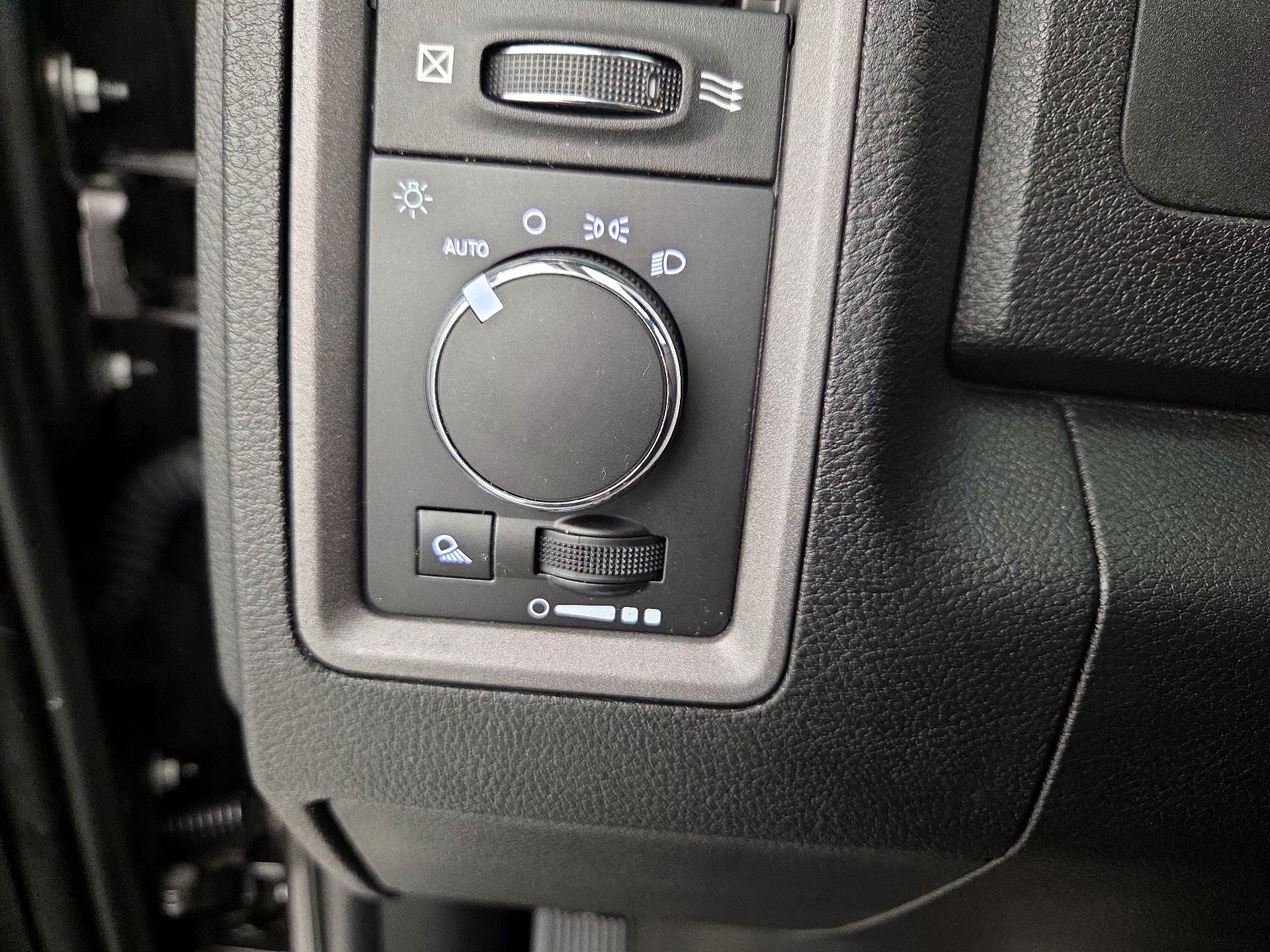 Thumbnail: 2021 RAM 1500 Classic - 13