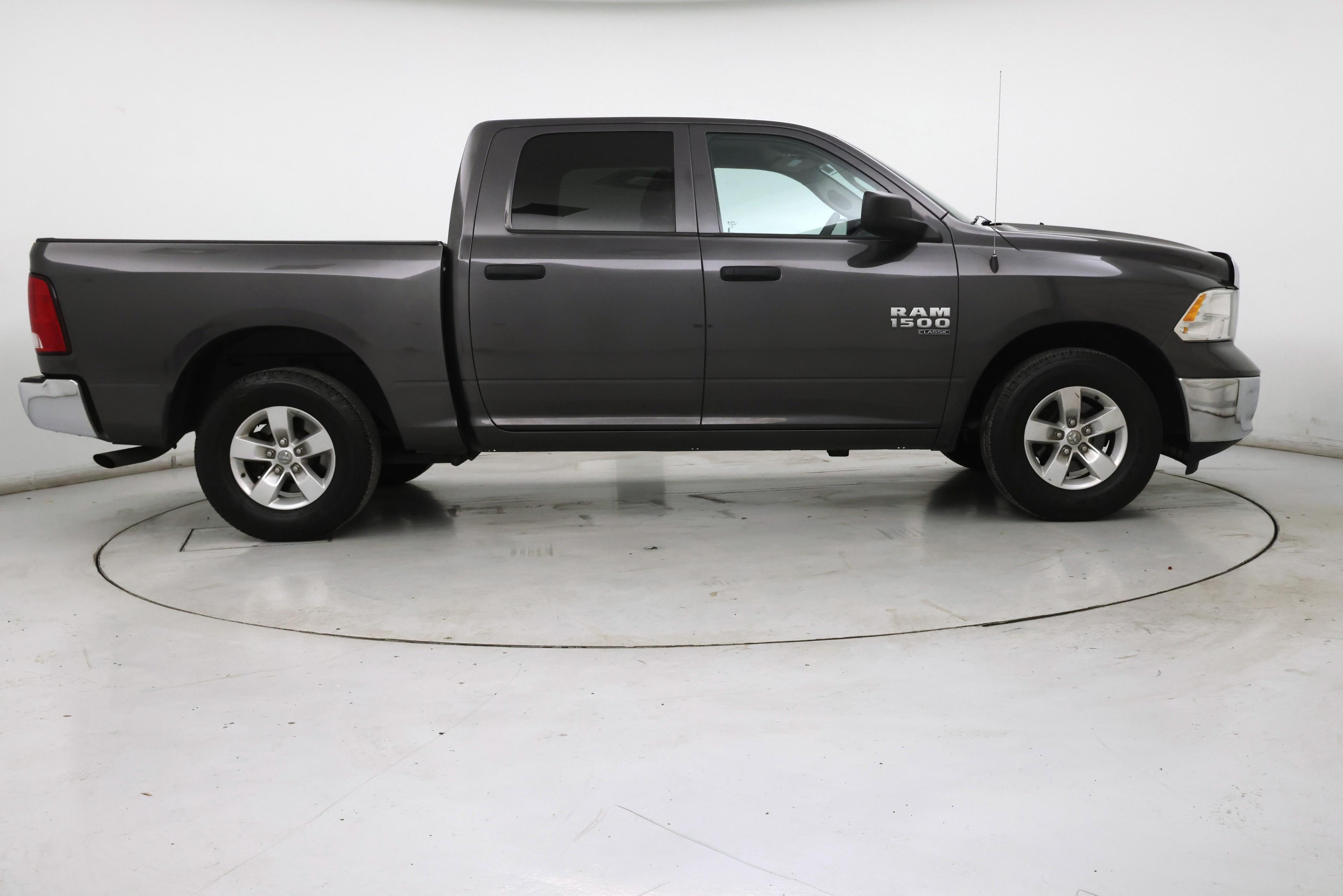 Thumbnail: 2021 RAM 1500 Classic - 7