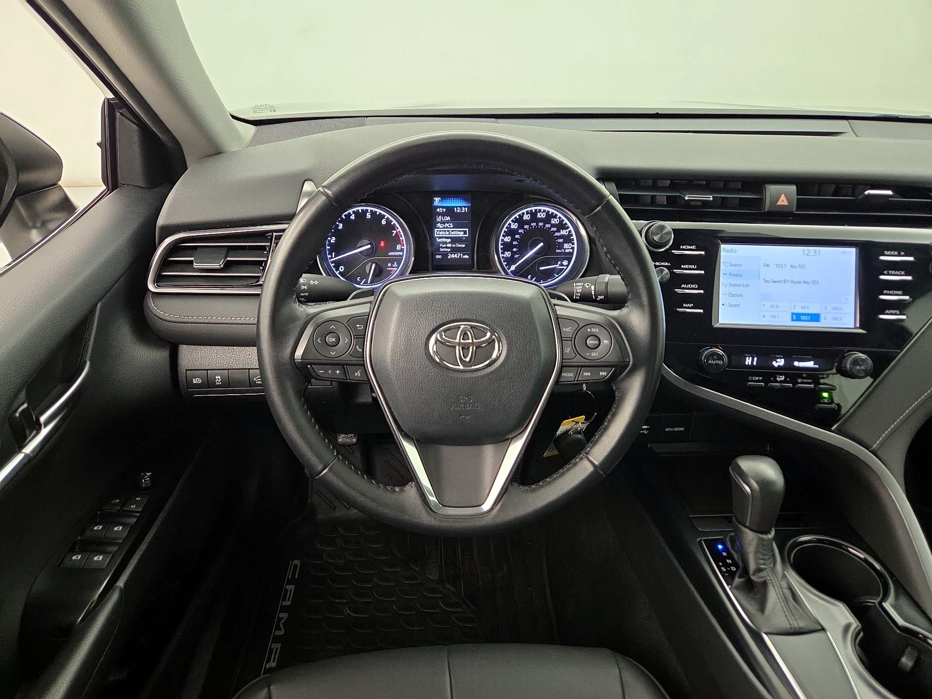 Thumbnail: 2019 Toyota Camry - 10