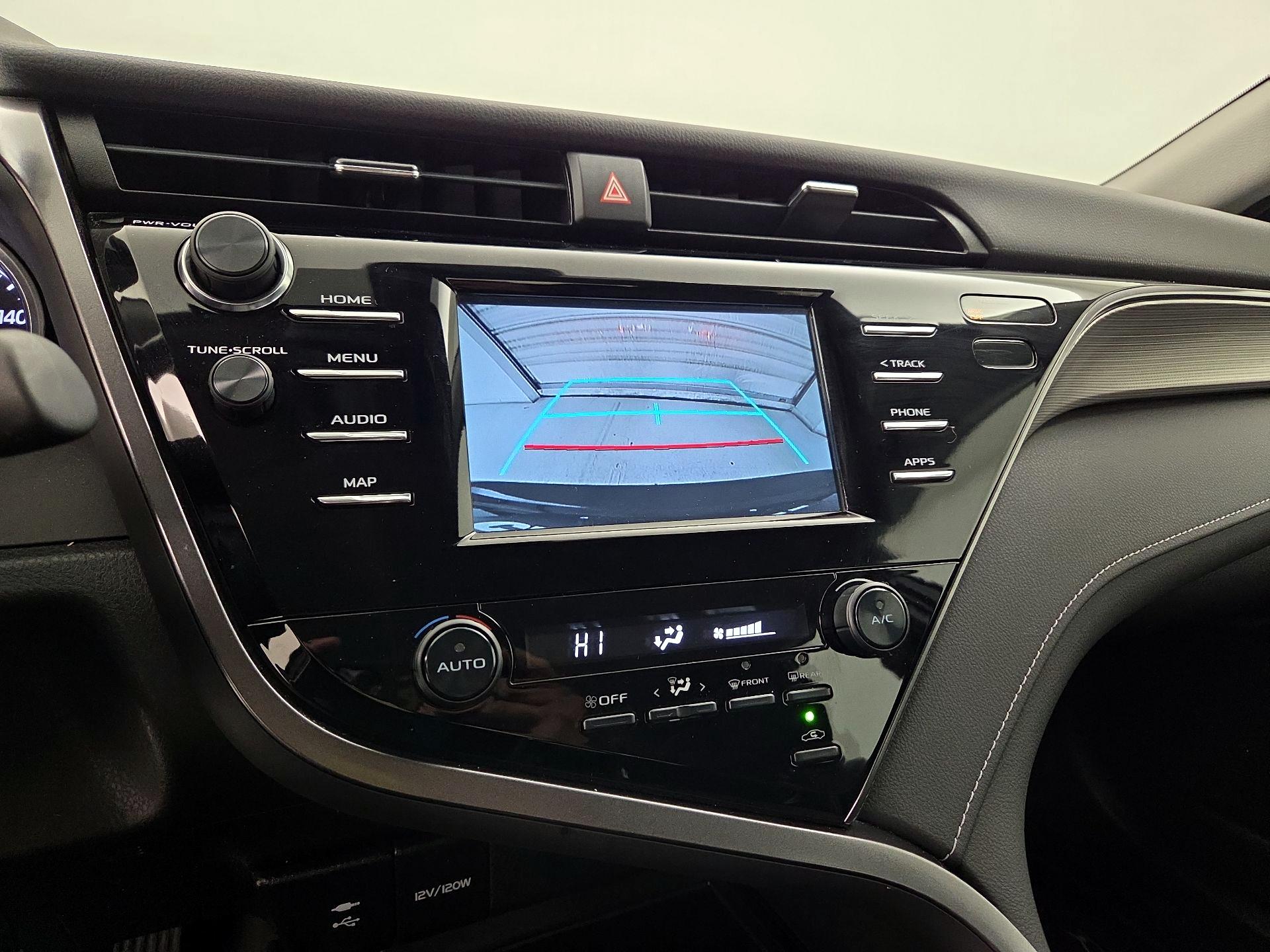 Thumbnail: 2019 Toyota Camry - 14