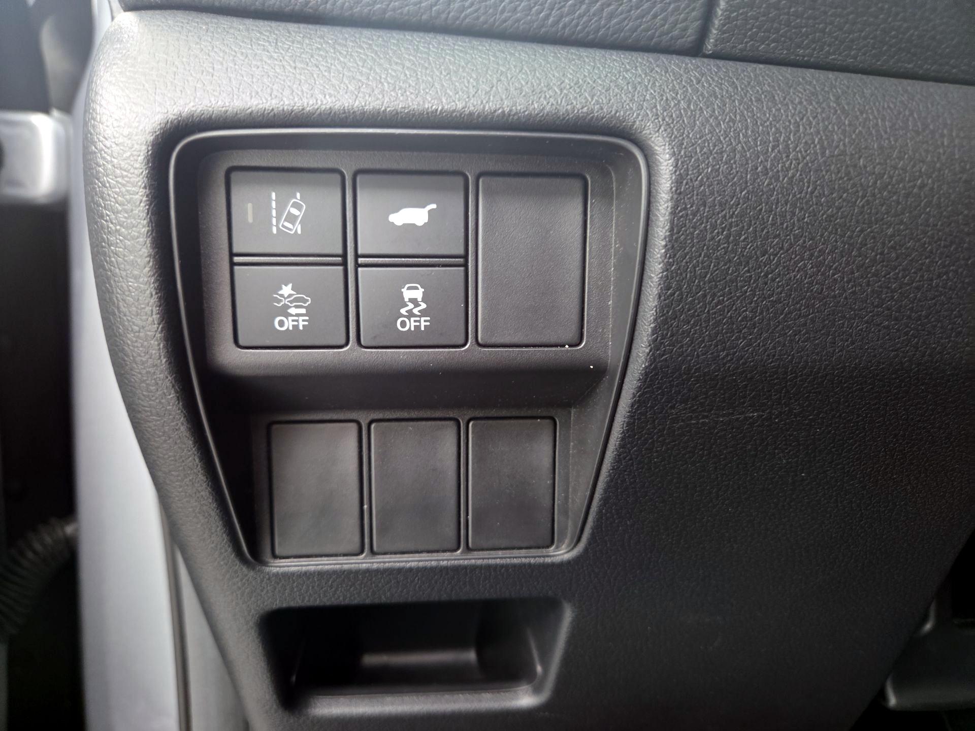 Thumbnail: 2018 Honda CR-V - 13