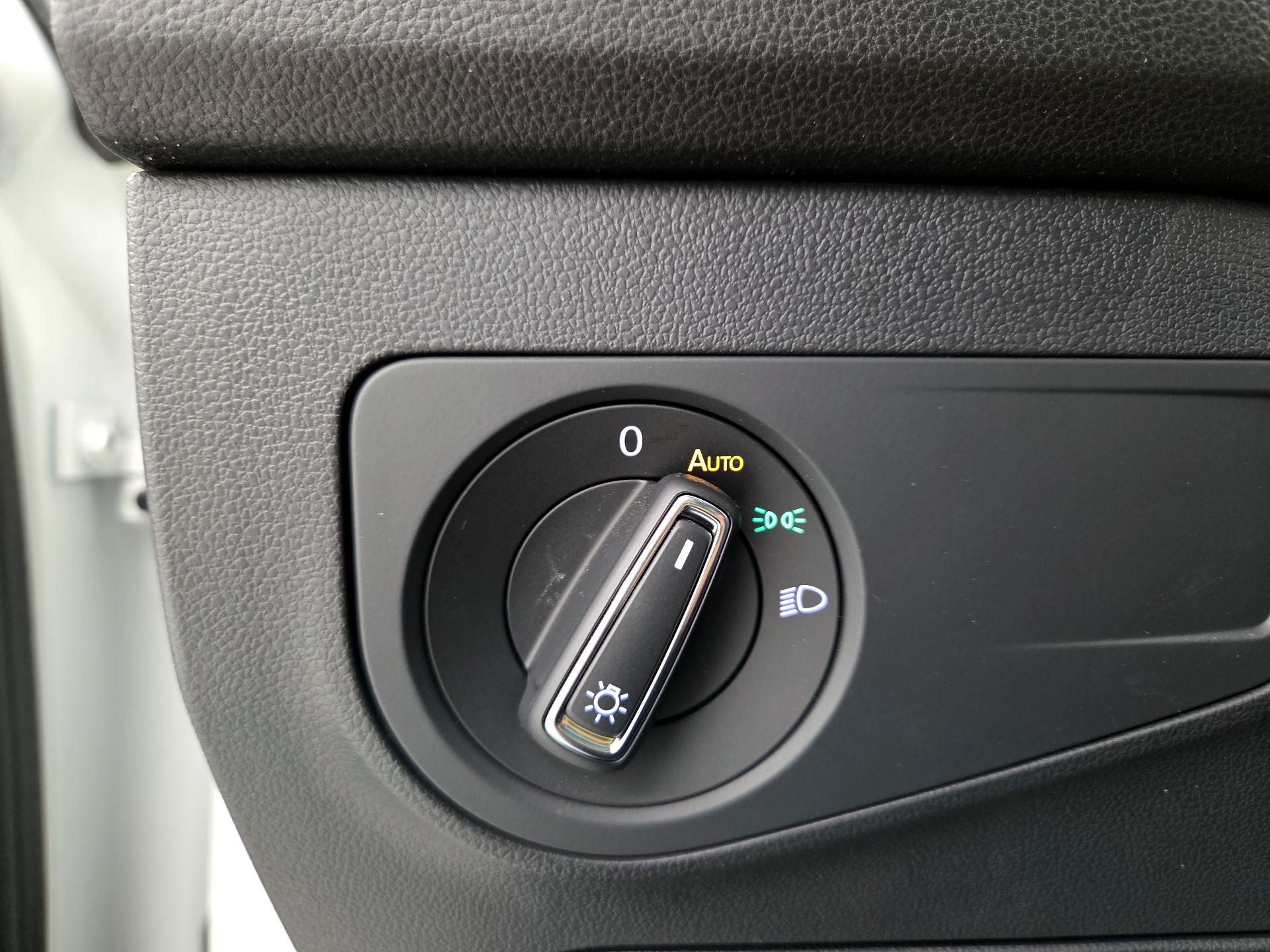 Thumbnail: 2023 Volkswagen Tiguan - 13