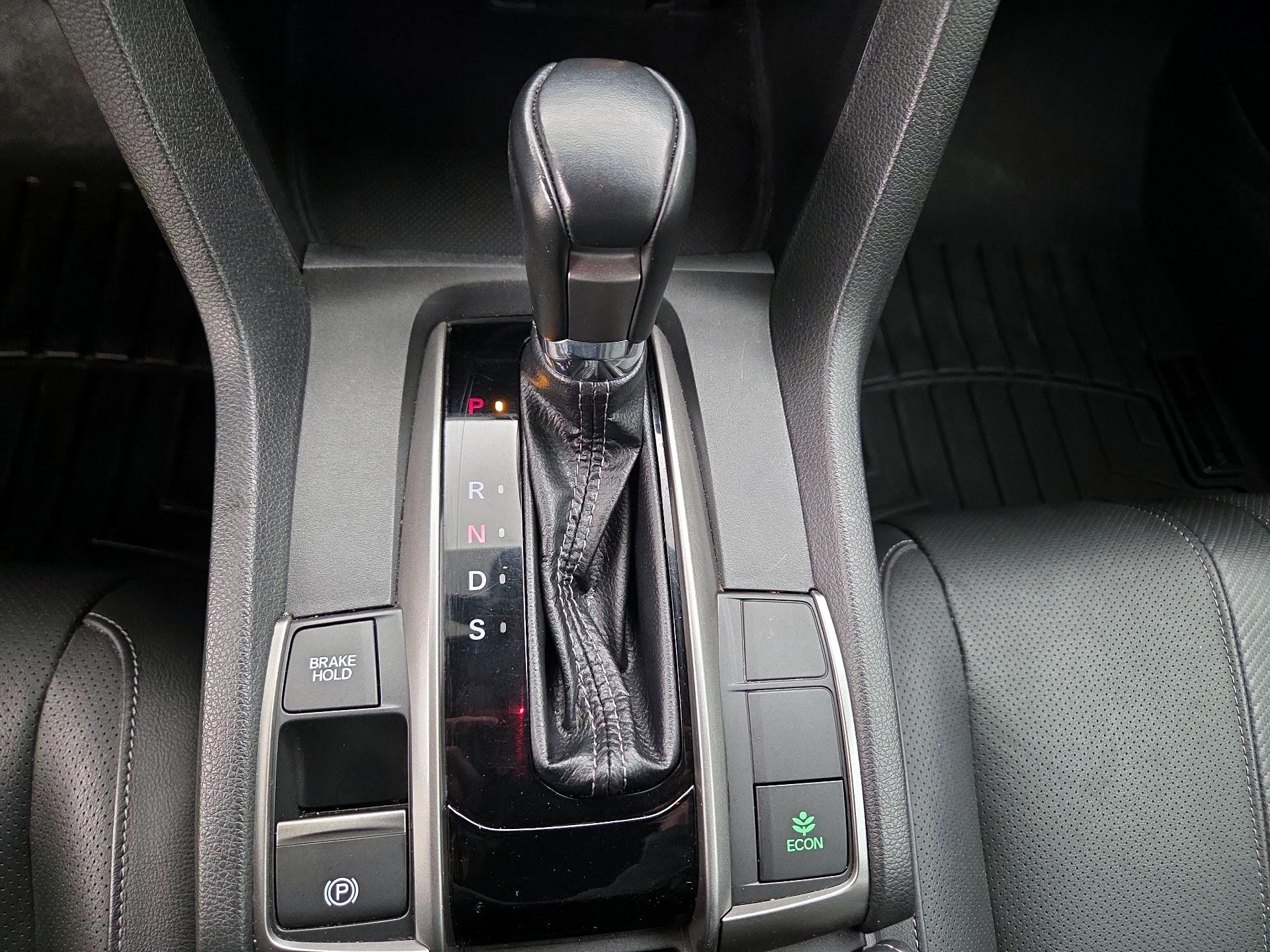 Thumbnail: 2018 Honda Civic - 18