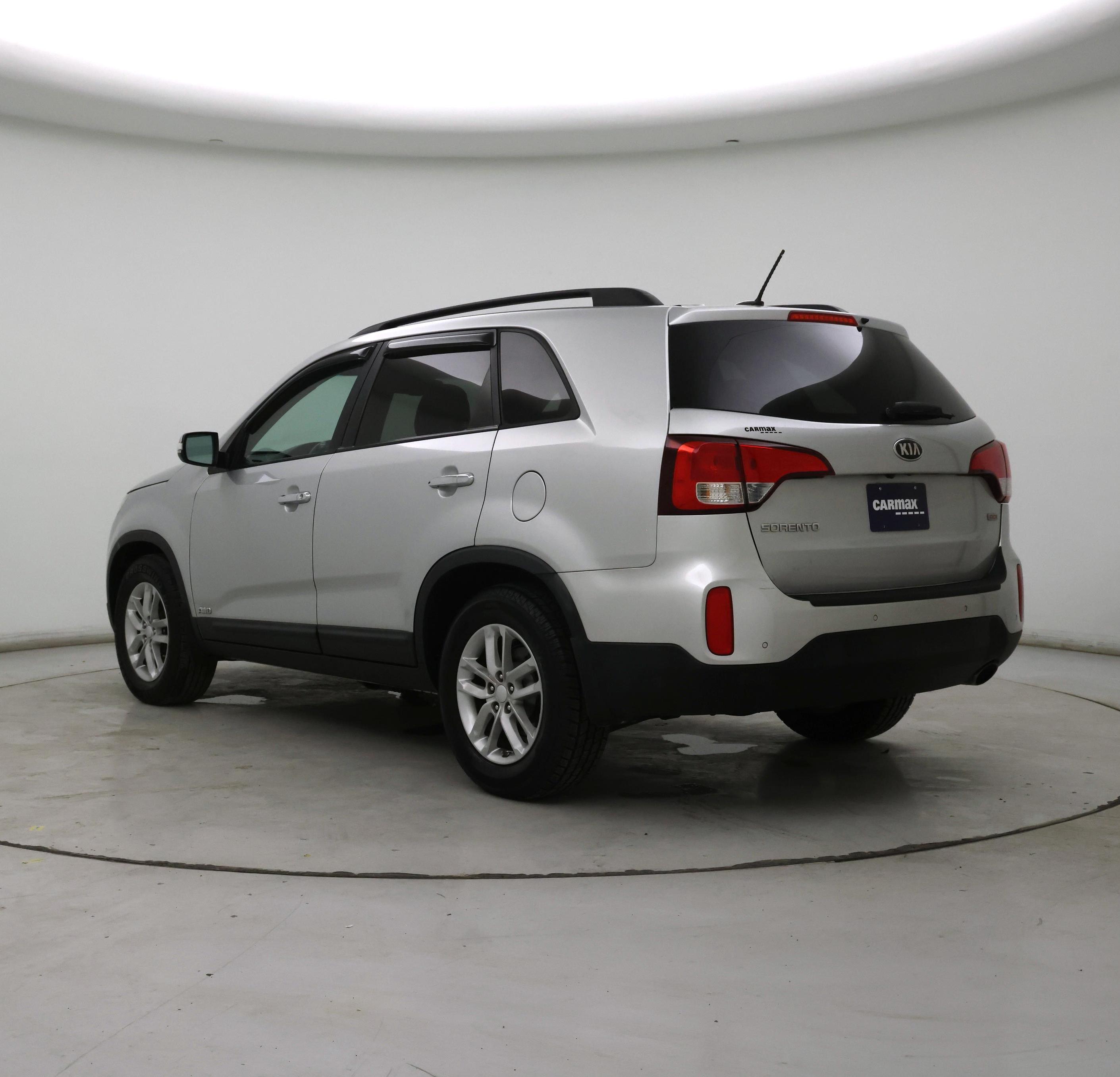 Thumbnail: 2014 Kia Sorento - 2