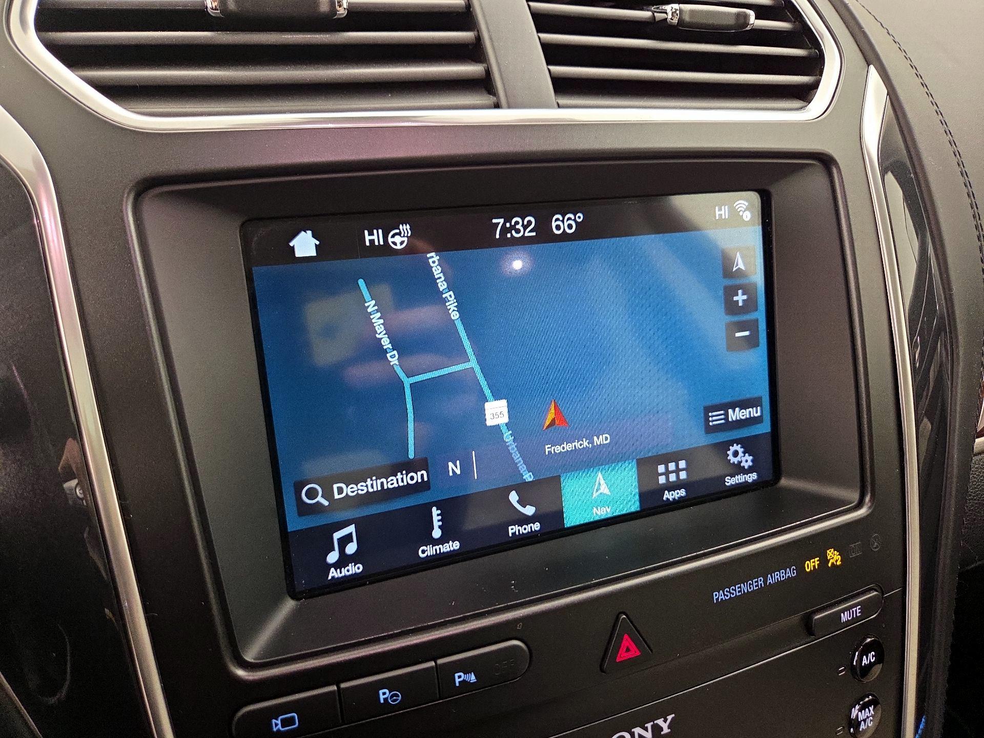 Thumbnail: 2019 Ford Explorer - 14