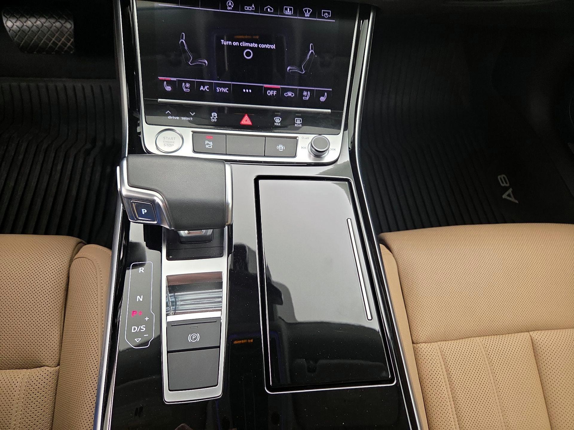 Thumbnail: 2020 Audi A8 - 18