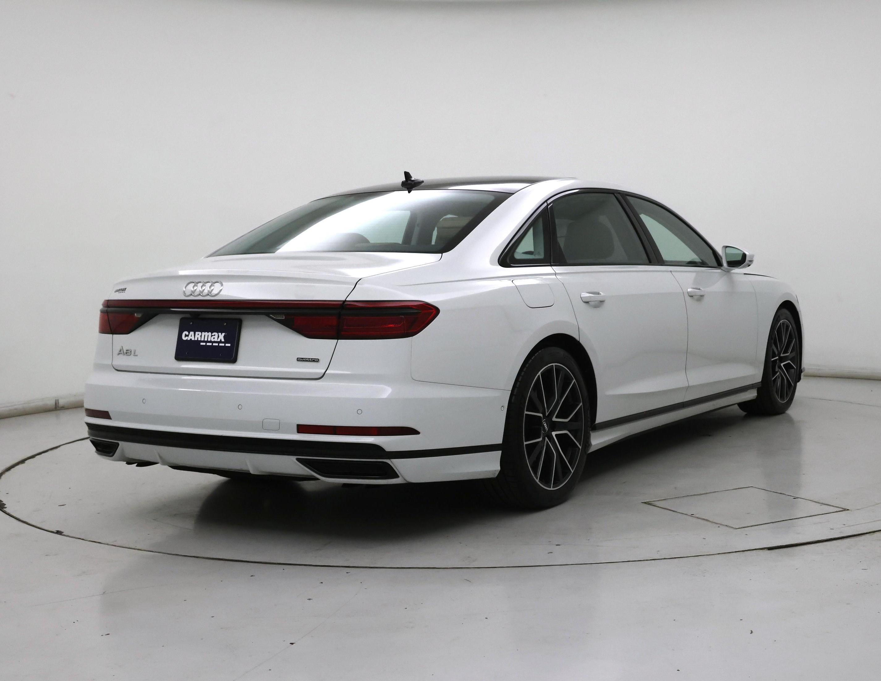 Thumbnail: 2020 Audi A8 - 8