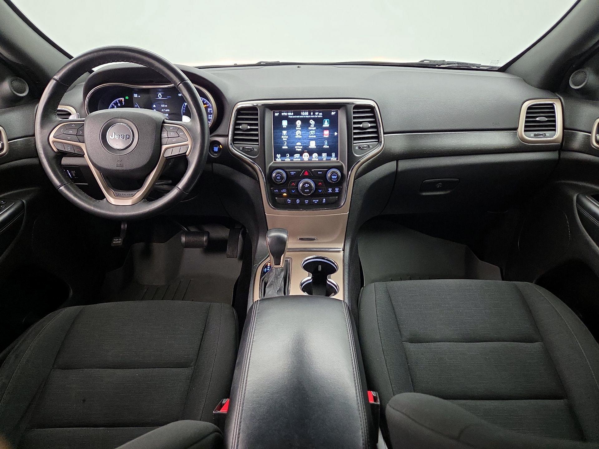 Thumbnail: 2017 Jeep Grand Cherokee - 9