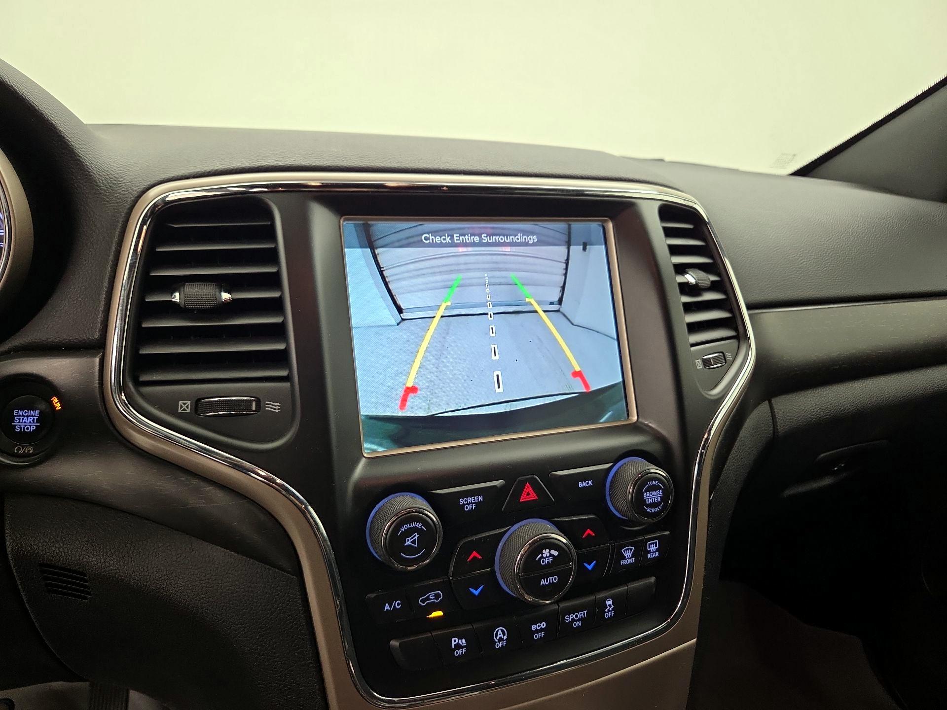 Thumbnail: 2017 Jeep Grand Cherokee - 14