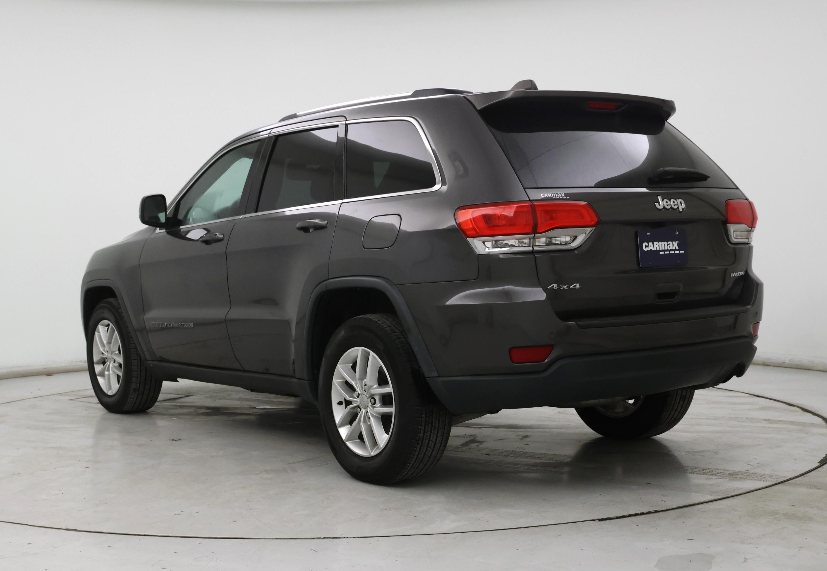 Thumbnail: 2017 Jeep Grand Cherokee - 2