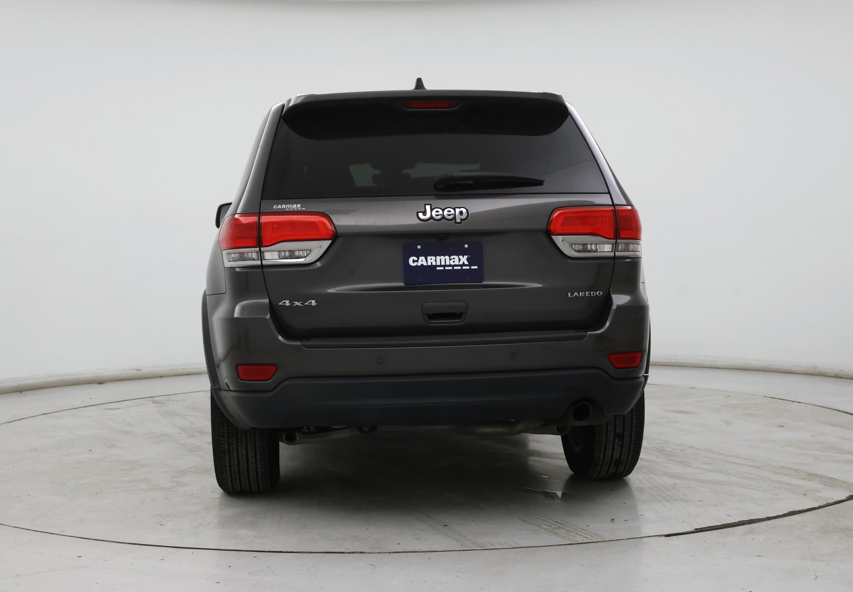 Thumbnail: 2017 Jeep Grand Cherokee - 6