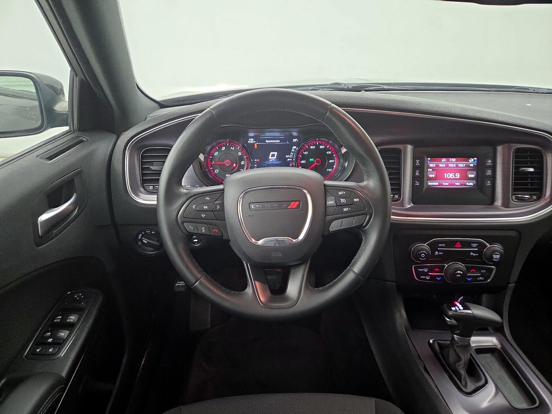 Thumbnail: 2017 Dodge Charger - 10