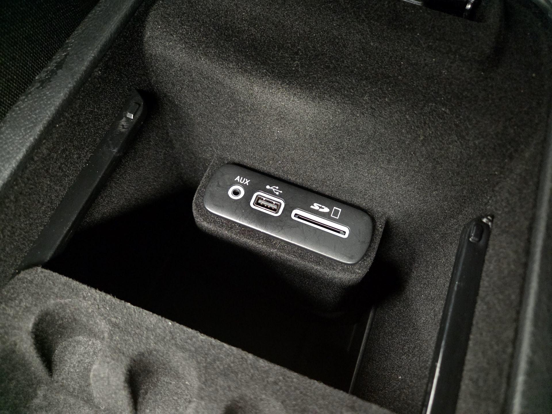 Thumbnail: 2017 Dodge Charger - 17