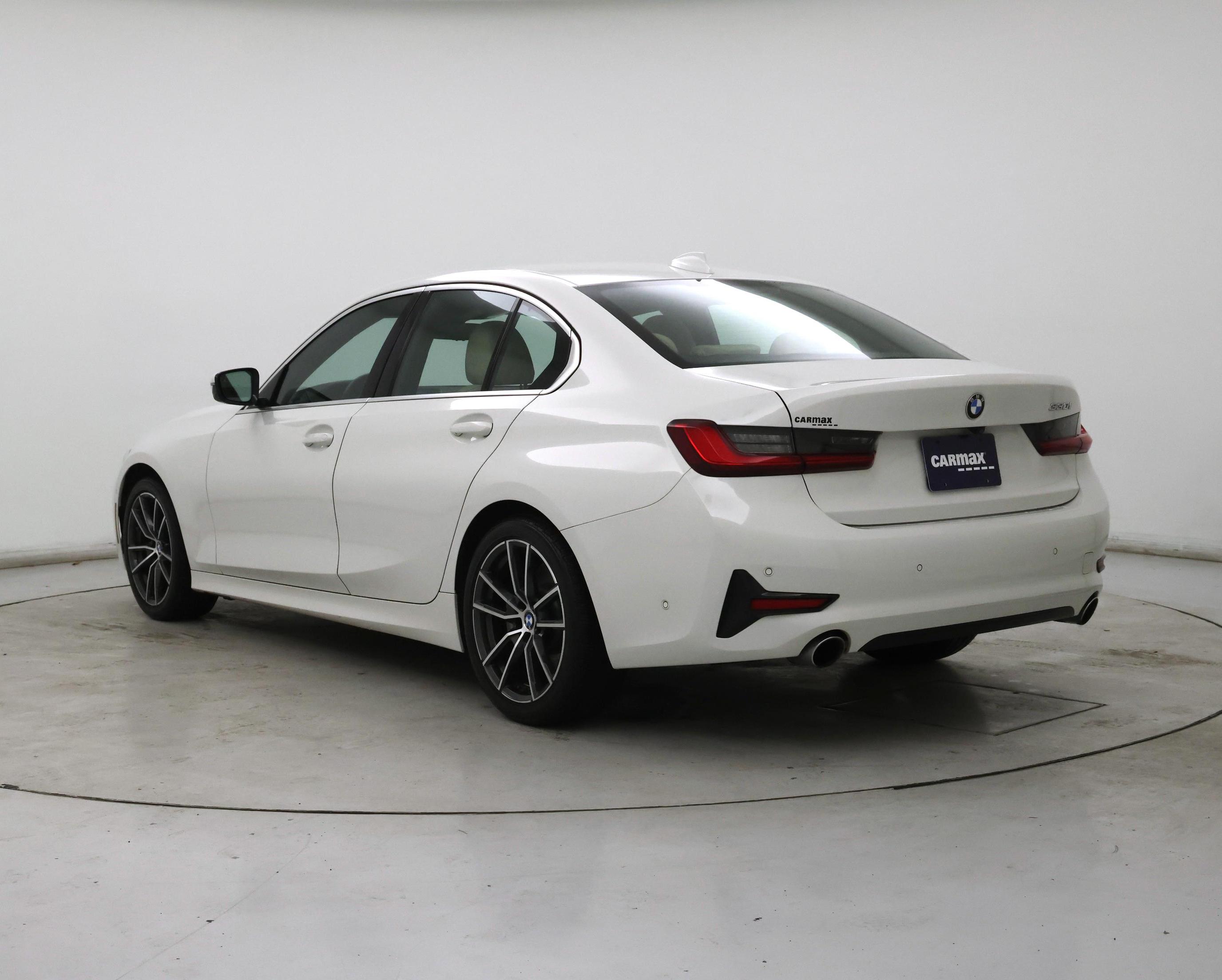 Thumbnail: 2021 BMW 3 Series - 2