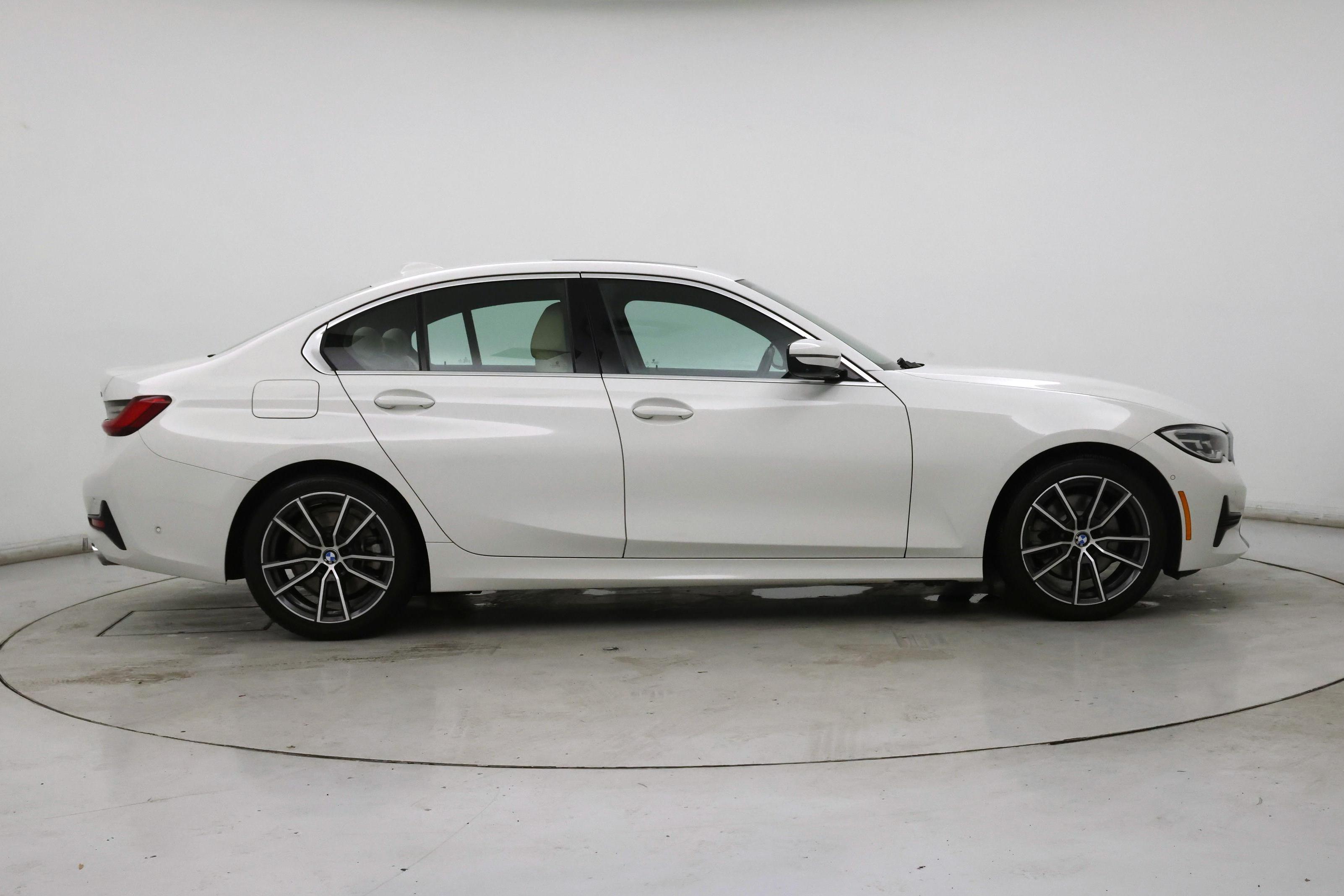 Thumbnail: 2021 BMW 3 Series - 7