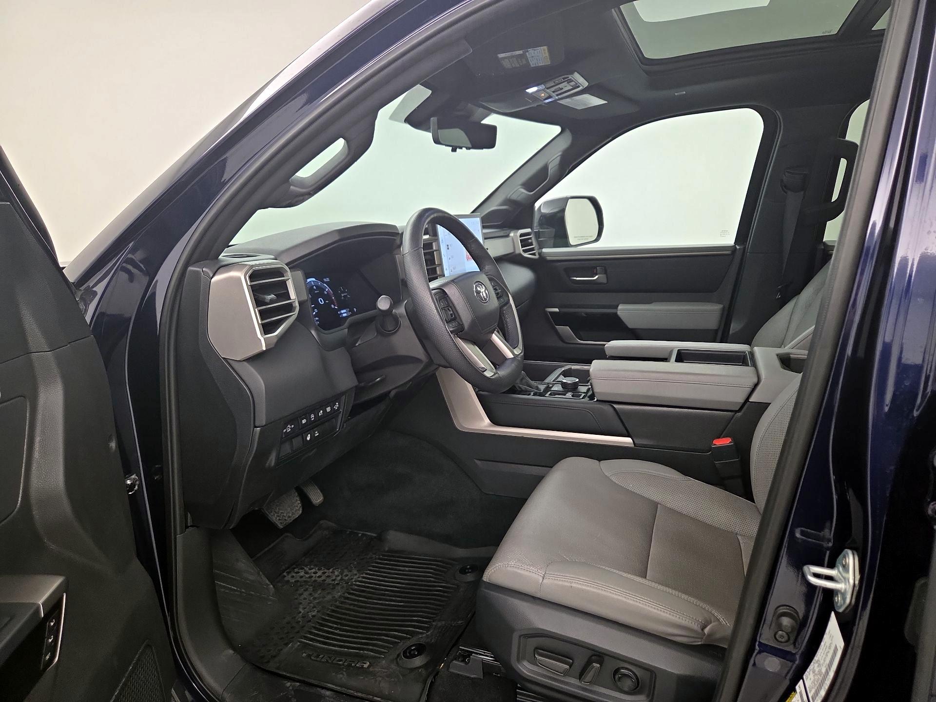 Thumbnail: 2025 Toyota Tundra - 11