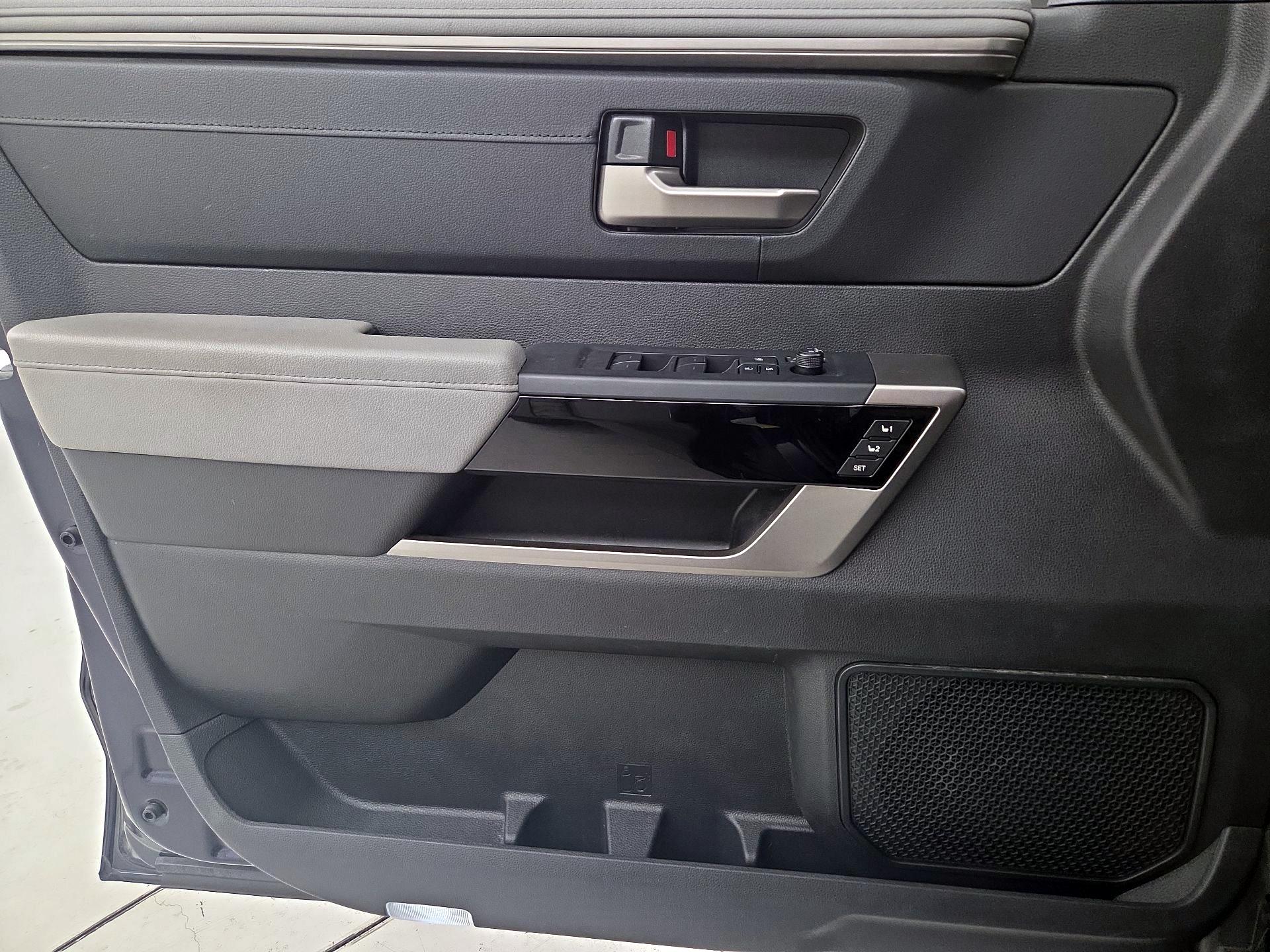 Thumbnail: 2025 Toyota Tundra - 12