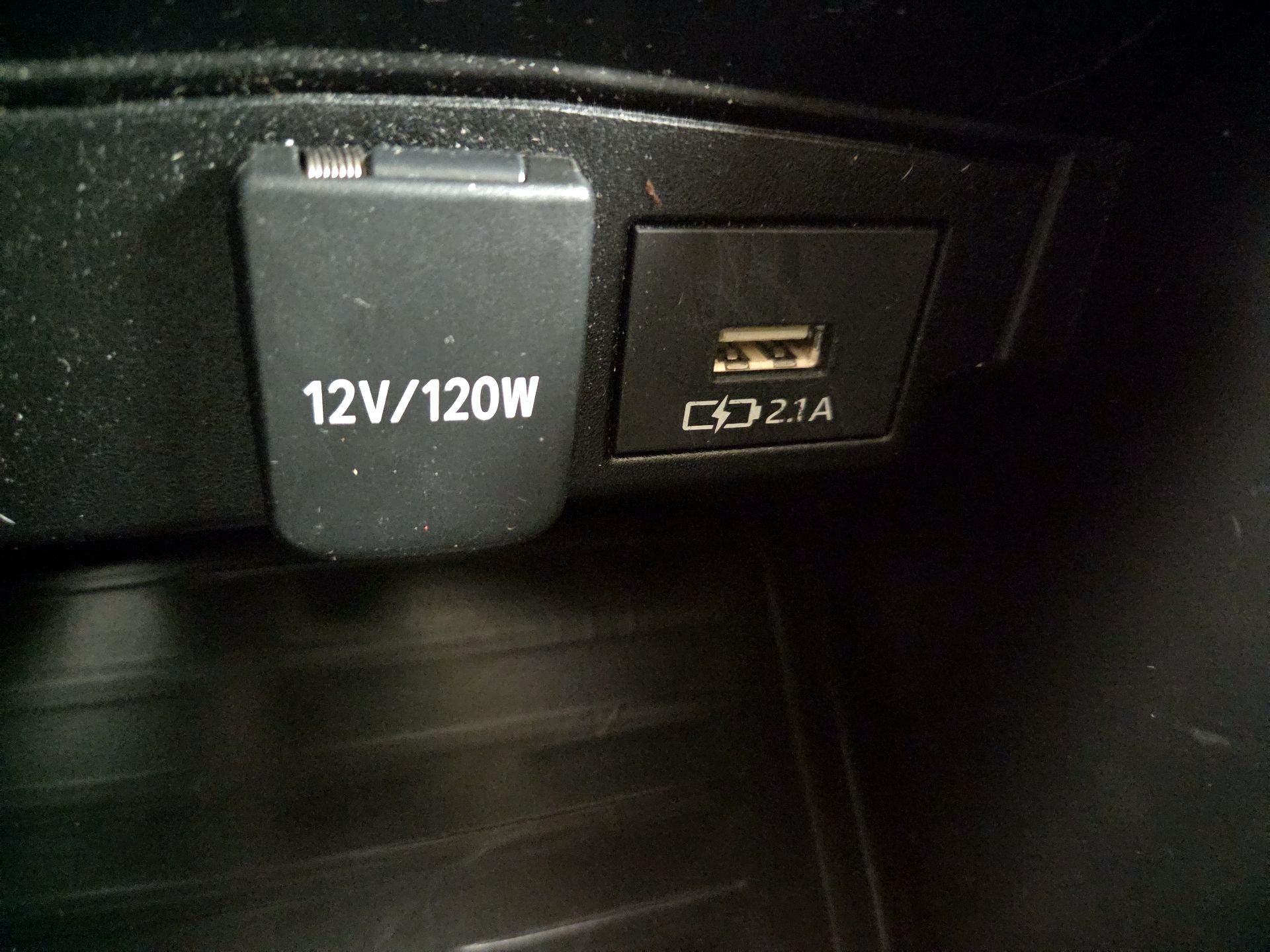 Thumbnail: 2021 Toyota Corolla - 18