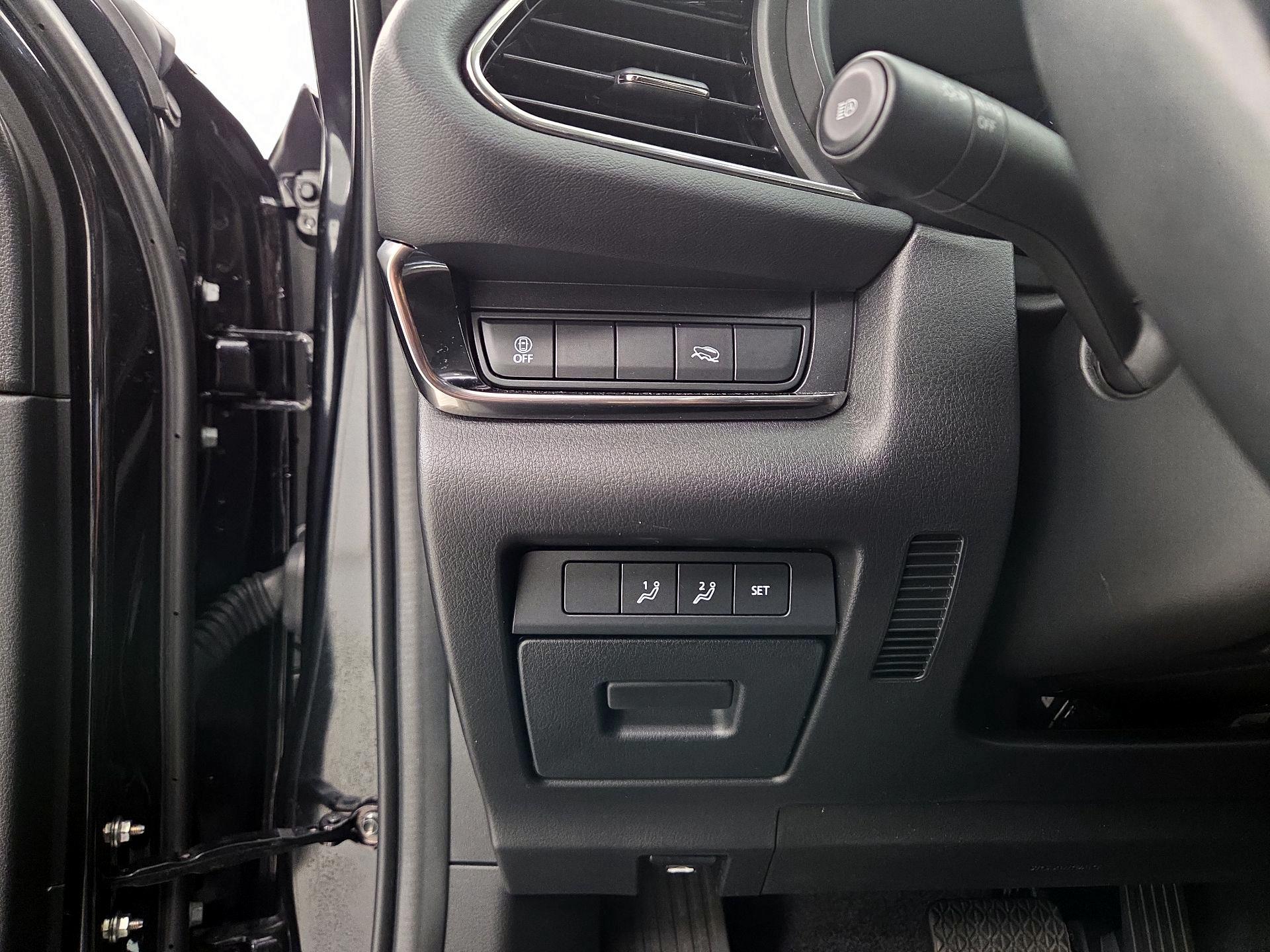 Thumbnail: 2023 Mazda CX-30 - 13