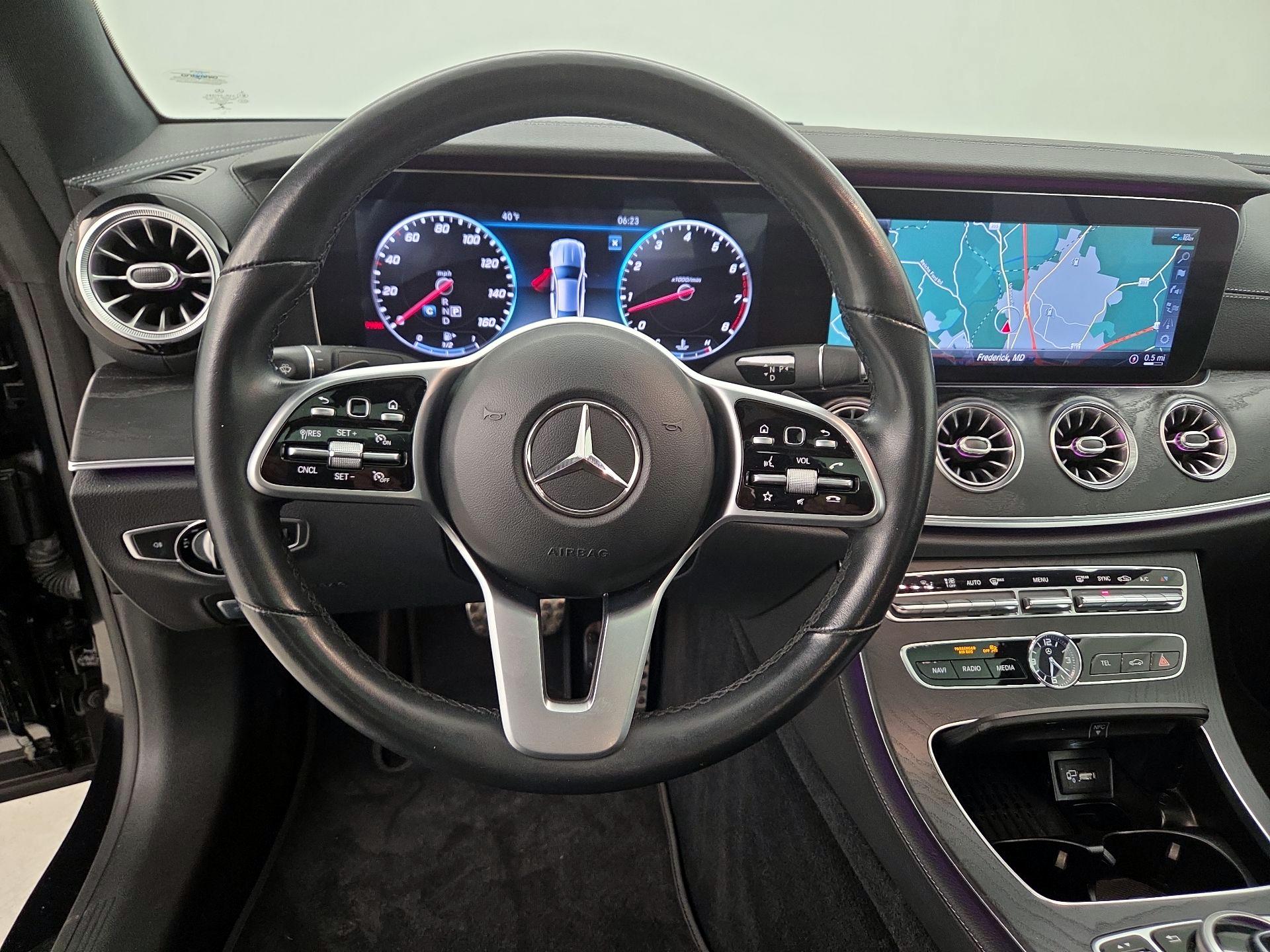 Thumbnail: 2020 Mercedes-Benz E-Class - 10