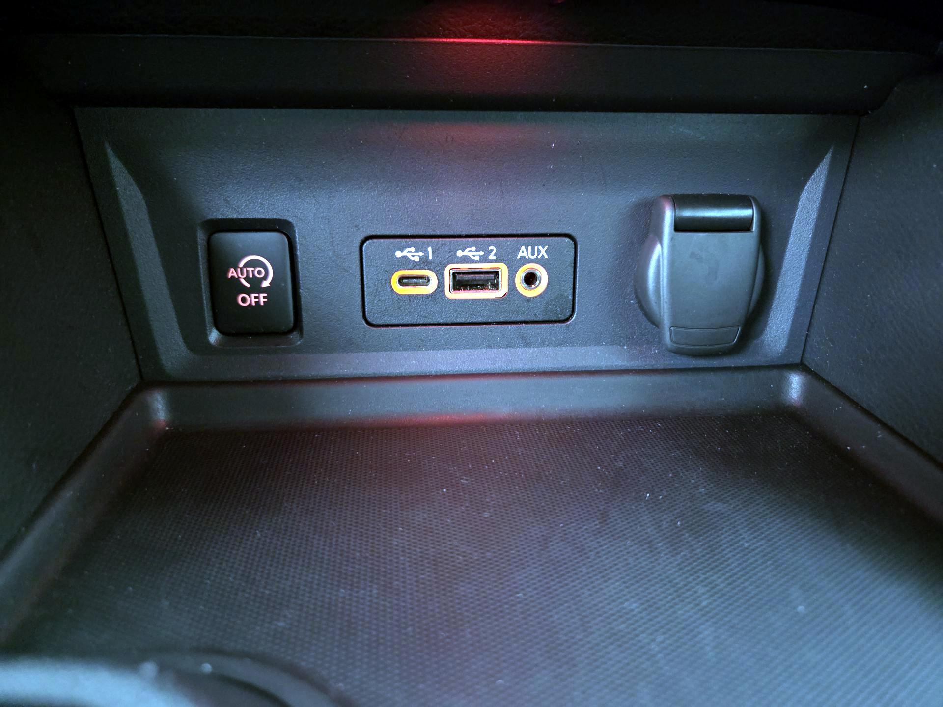 Thumbnail: 2024 Nissan Sentra - 18