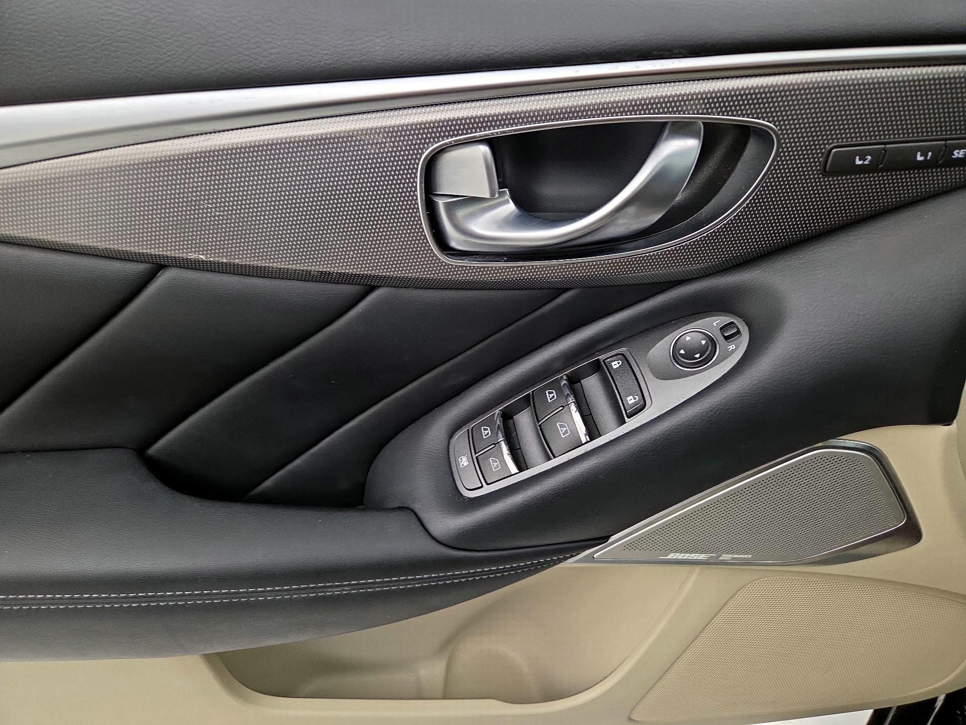 Thumbnail: 2017 INFINITI Q50 - 12