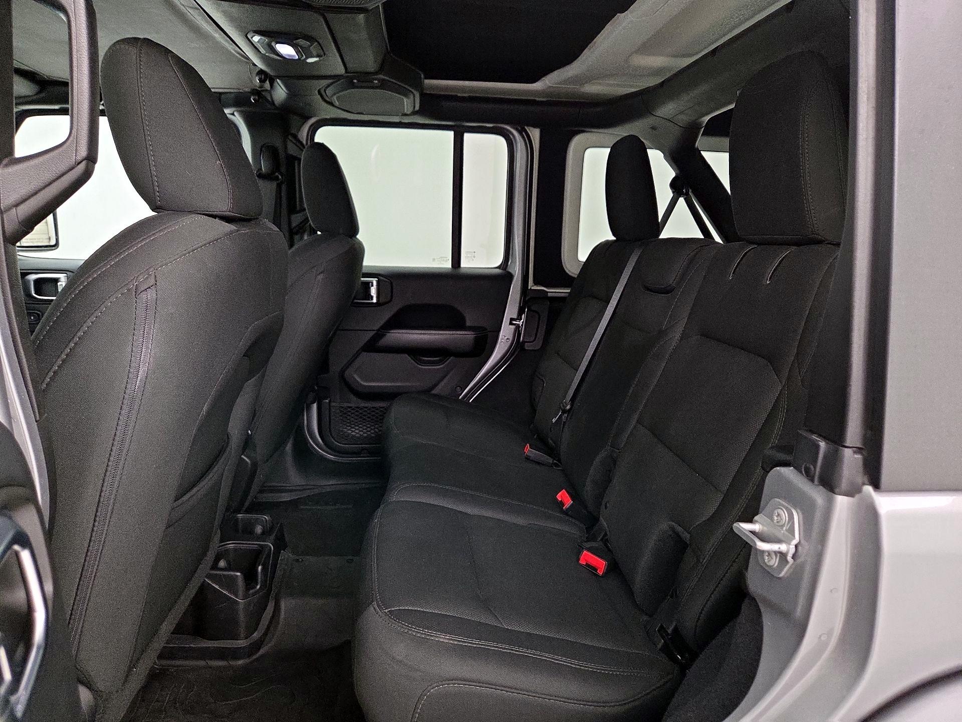 Thumbnail: 2018 Jeep Wrangler - 20