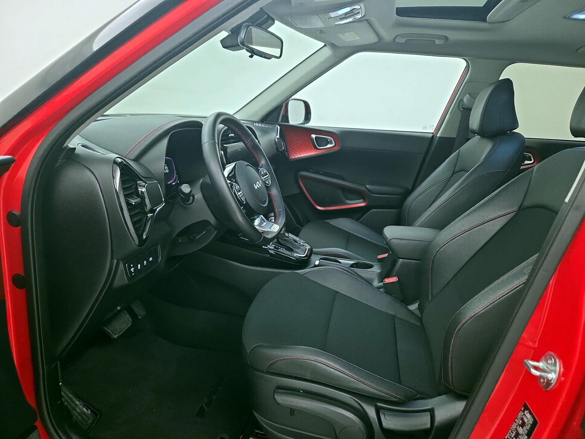 Thumbnail: 2023 Kia Soul - 11