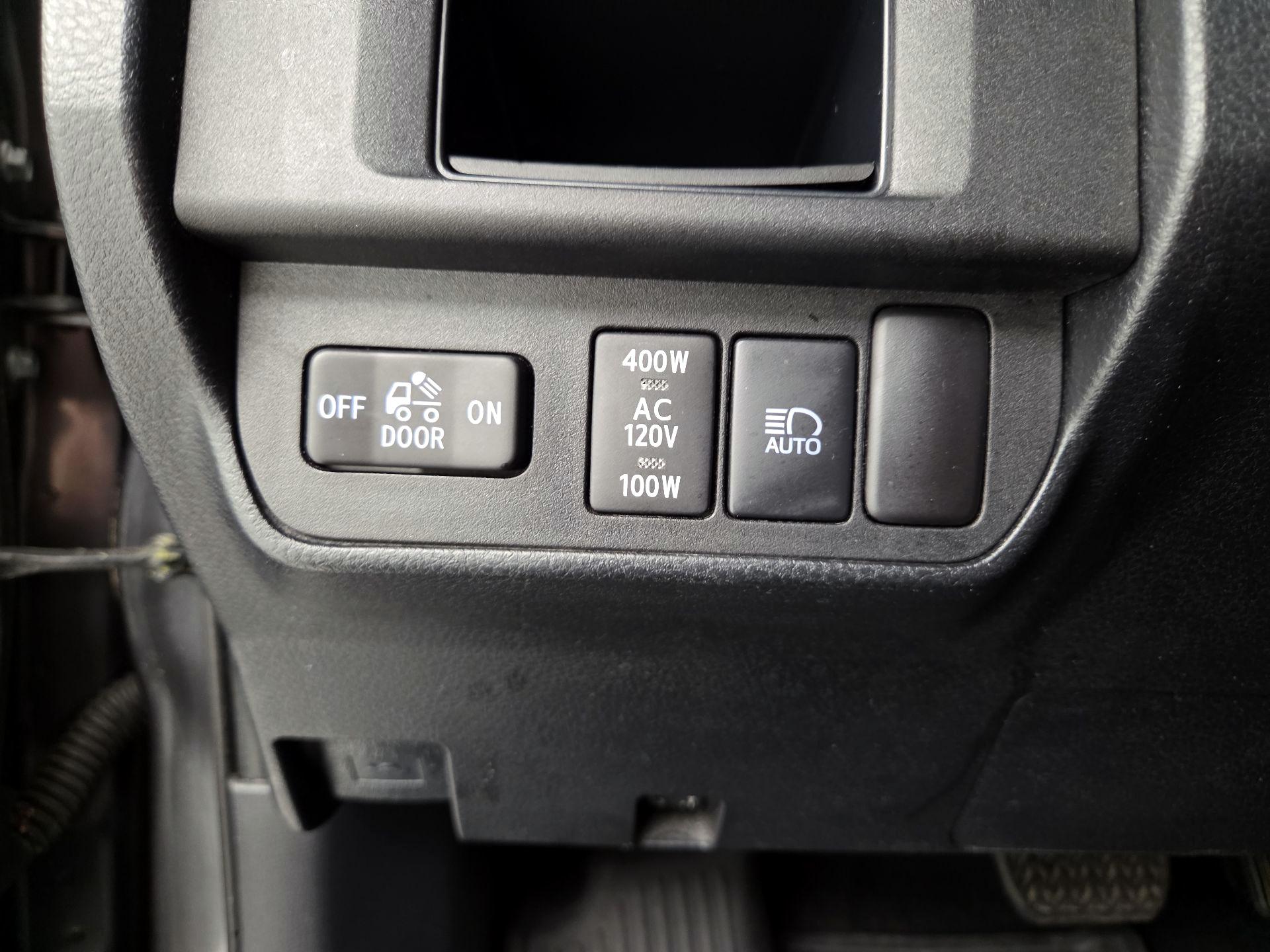 Thumbnail: 2019 Toyota Tacoma - 13