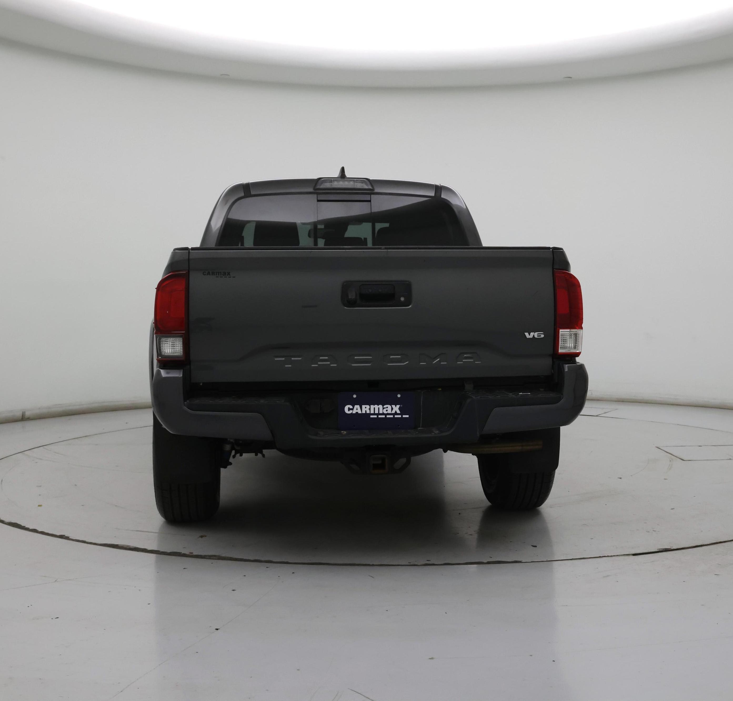 Thumbnail: 2019 Toyota Tacoma - 6