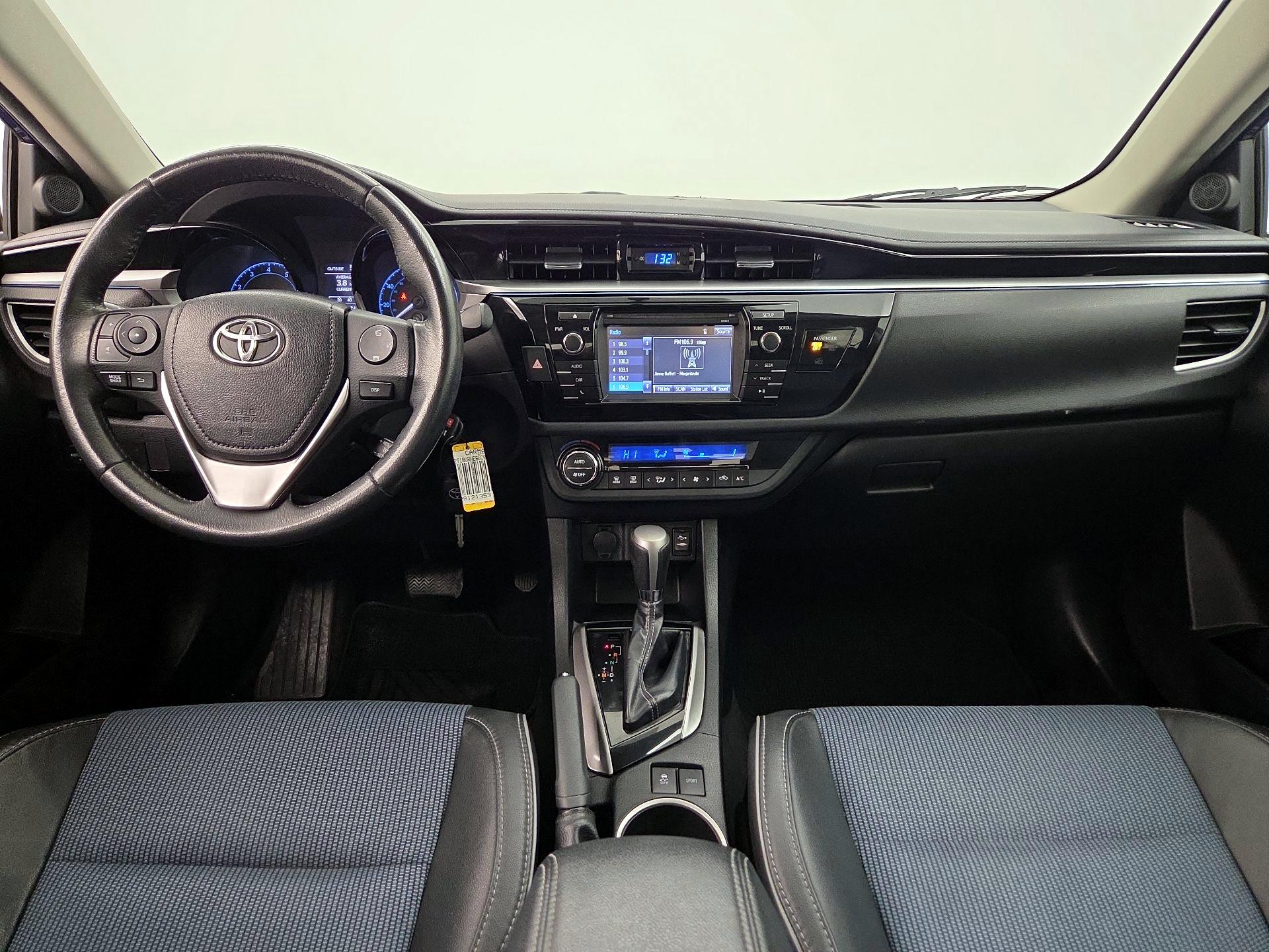 Thumbnail: 2014 Toyota Corolla - 9
