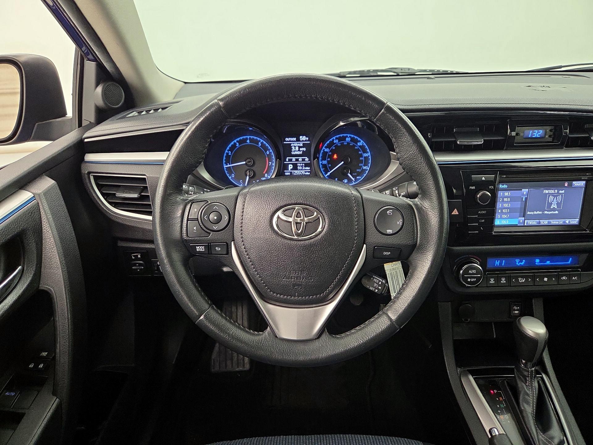 Thumbnail: 2014 Toyota Corolla - 10