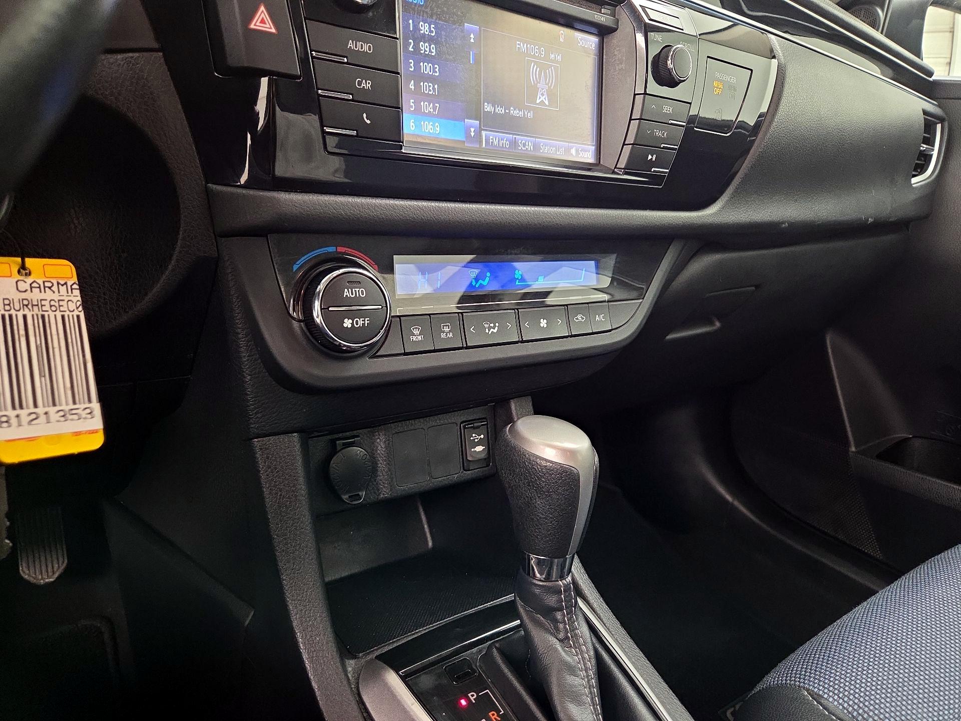 Thumbnail: 2014 Toyota Corolla - 16