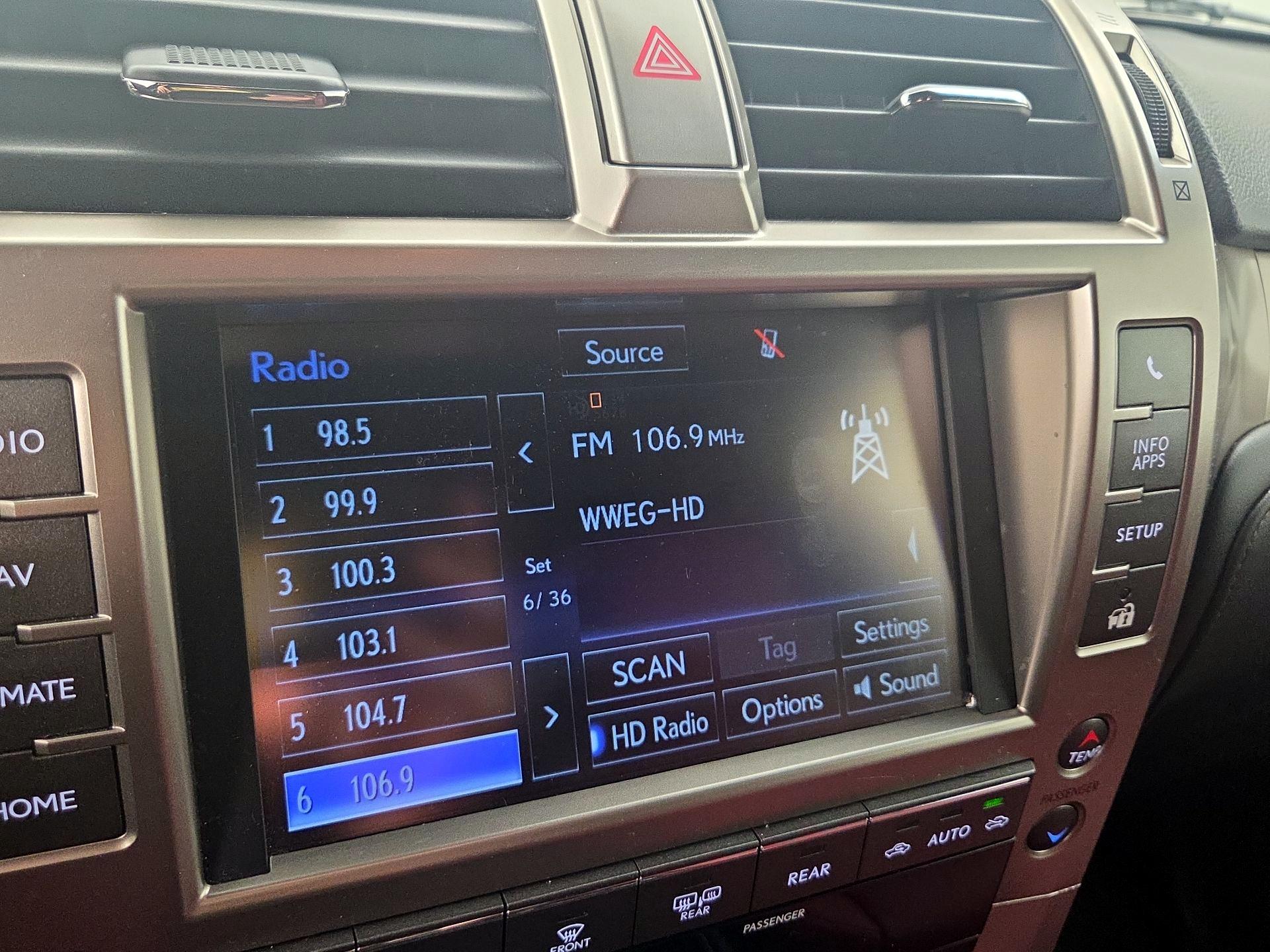 Thumbnail: 2021 Lexus GX - 16