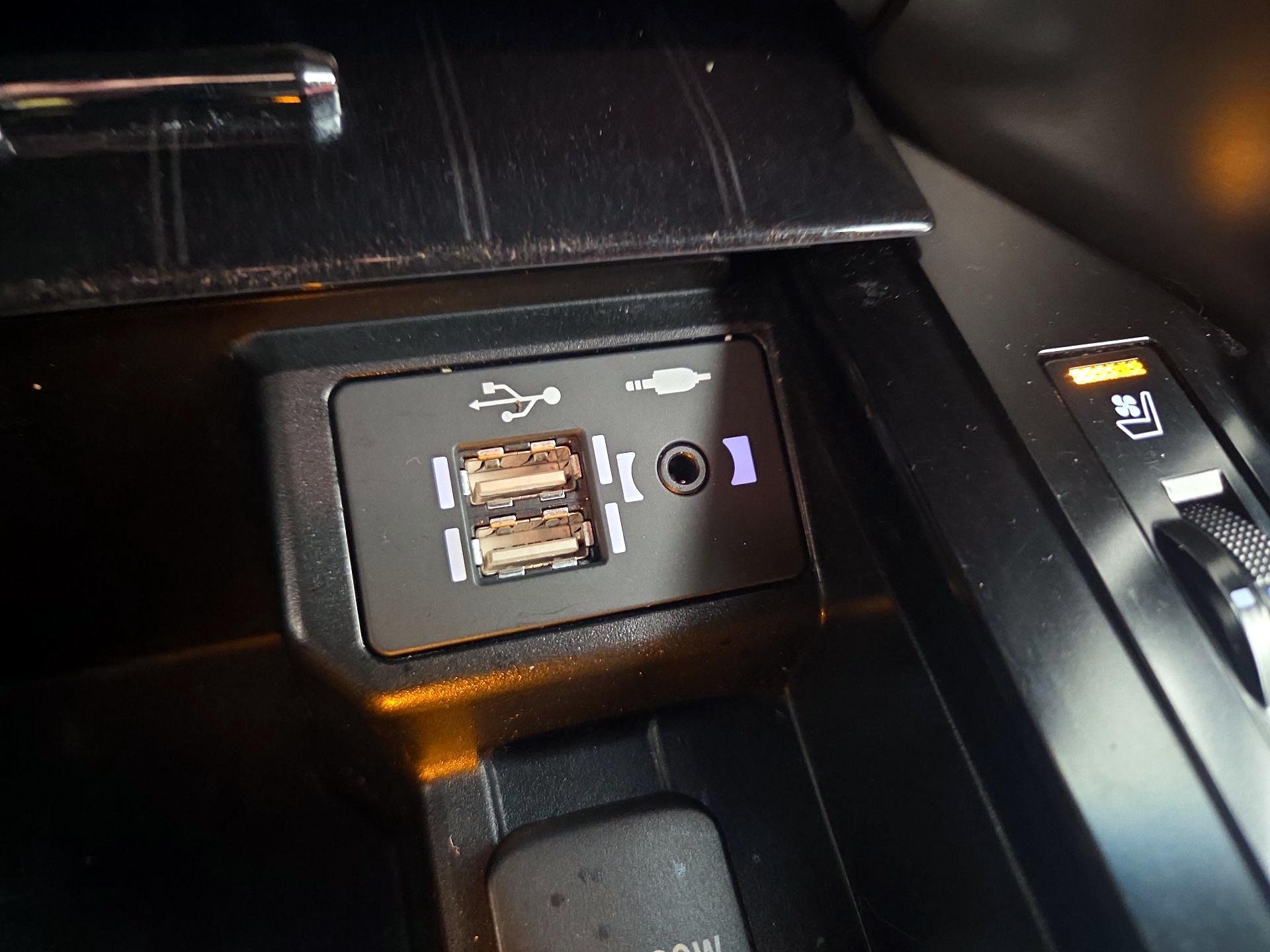 Thumbnail: 2021 Lexus GX - 19