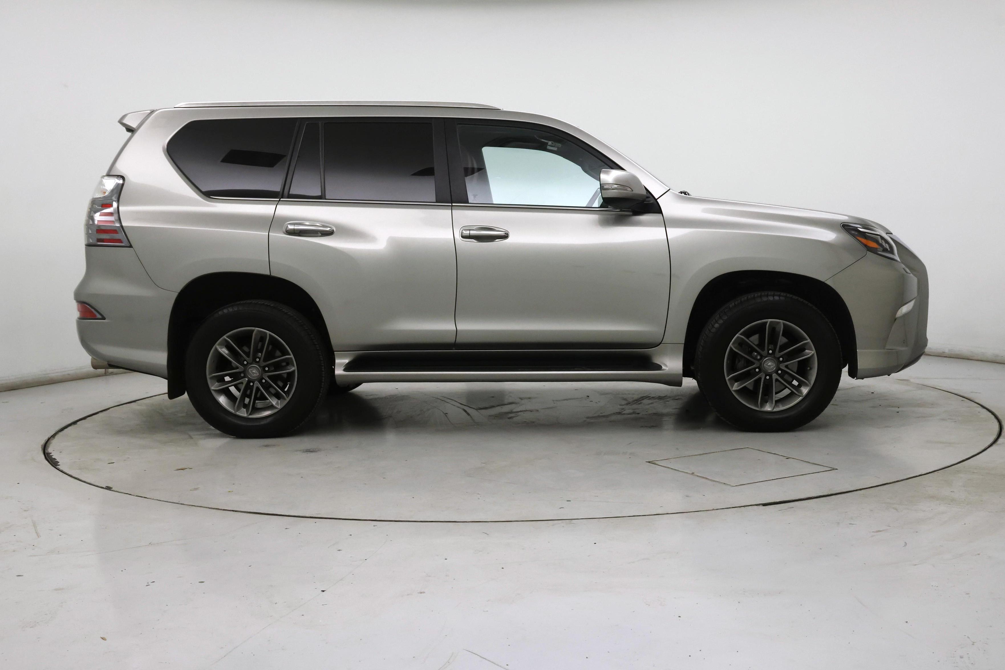 Thumbnail: 2021 Lexus GX - 7
