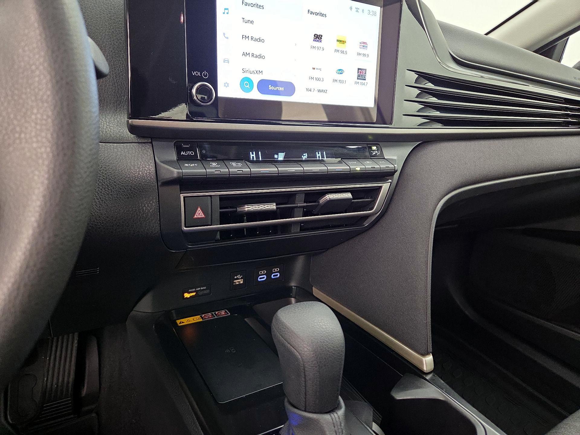 Thumbnail: 2025 Toyota Camry - 16