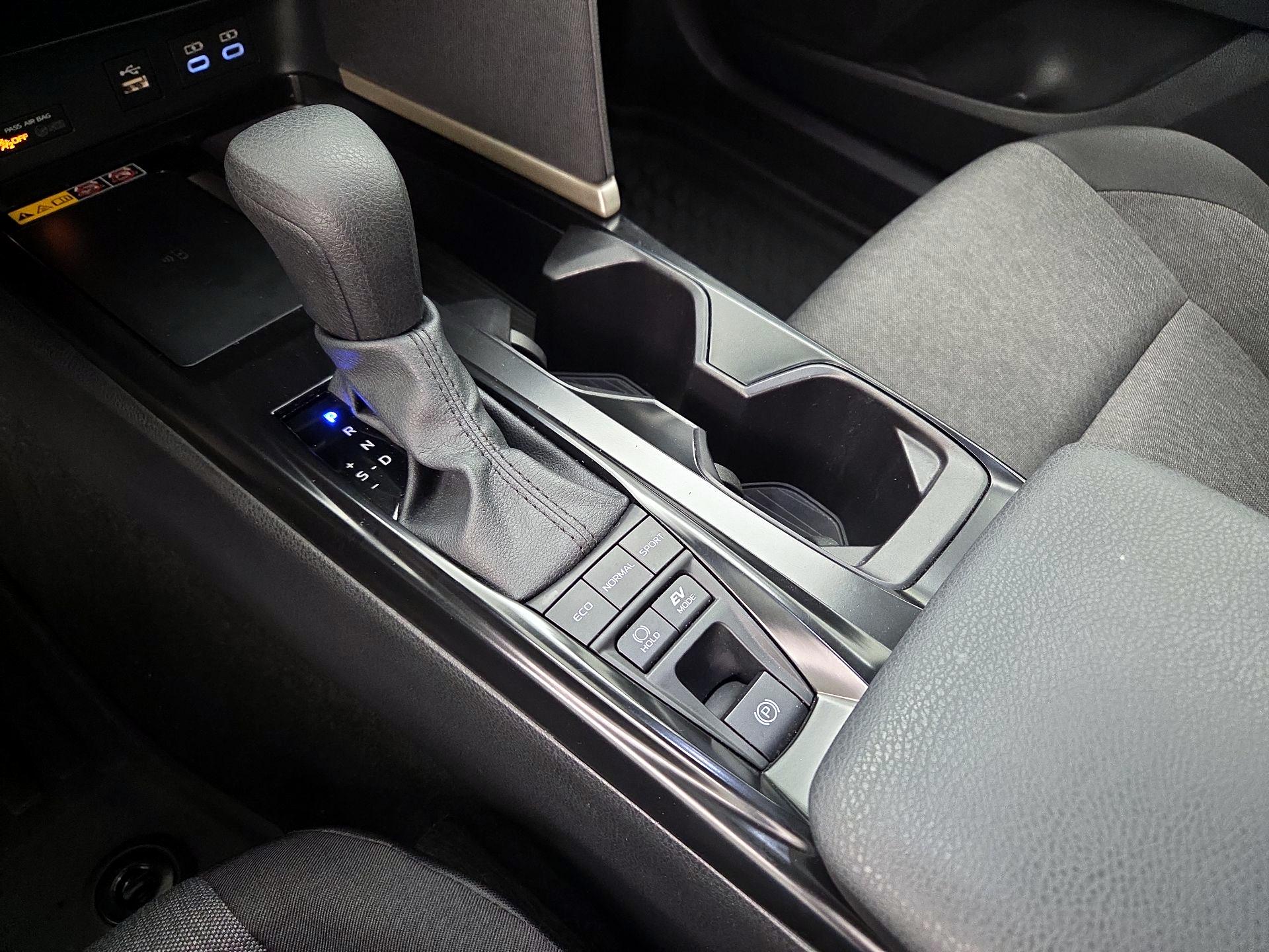 Thumbnail: 2025 Toyota Camry - 17