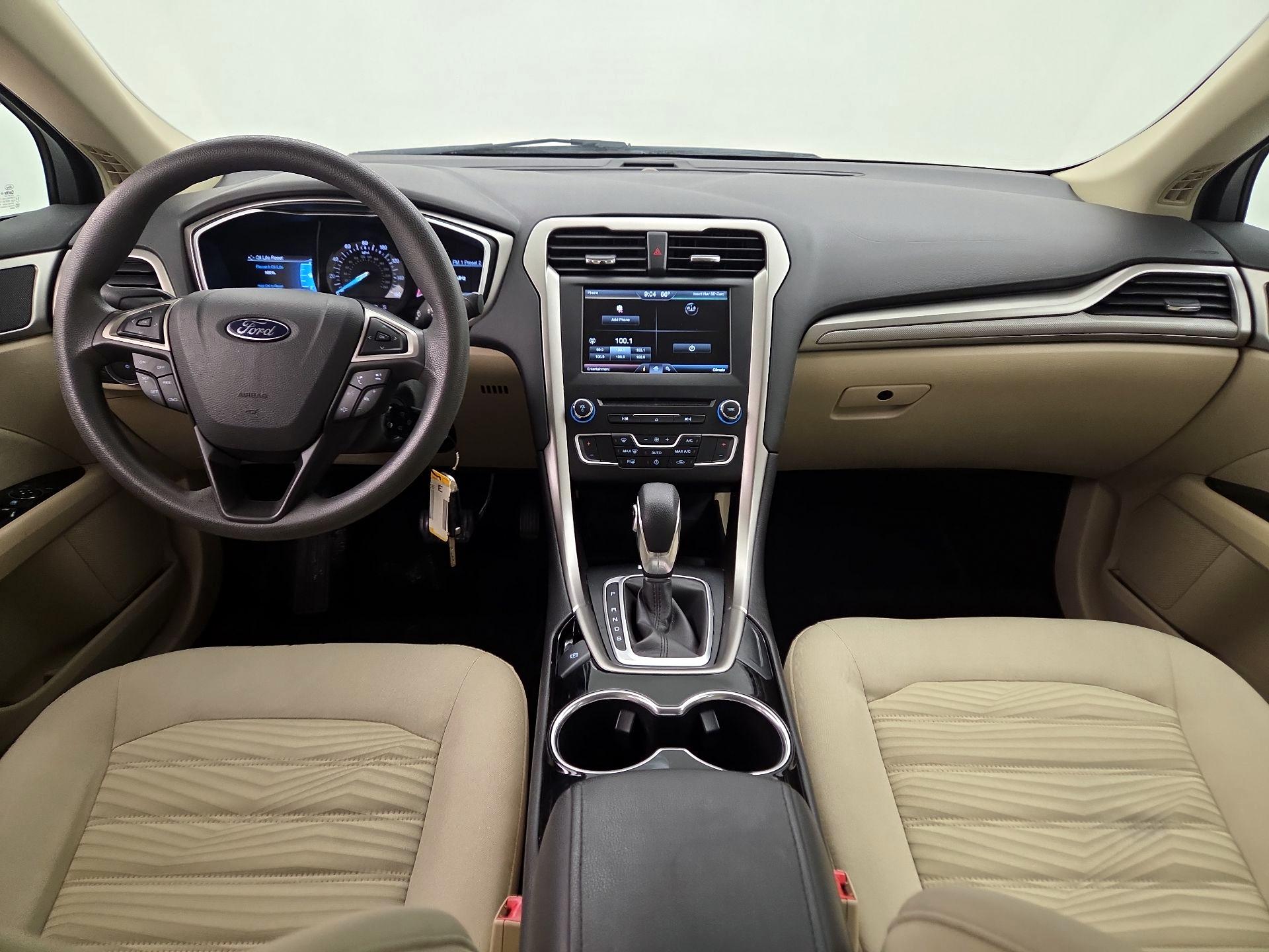 Thumbnail: 2016 Ford Fusion - 9