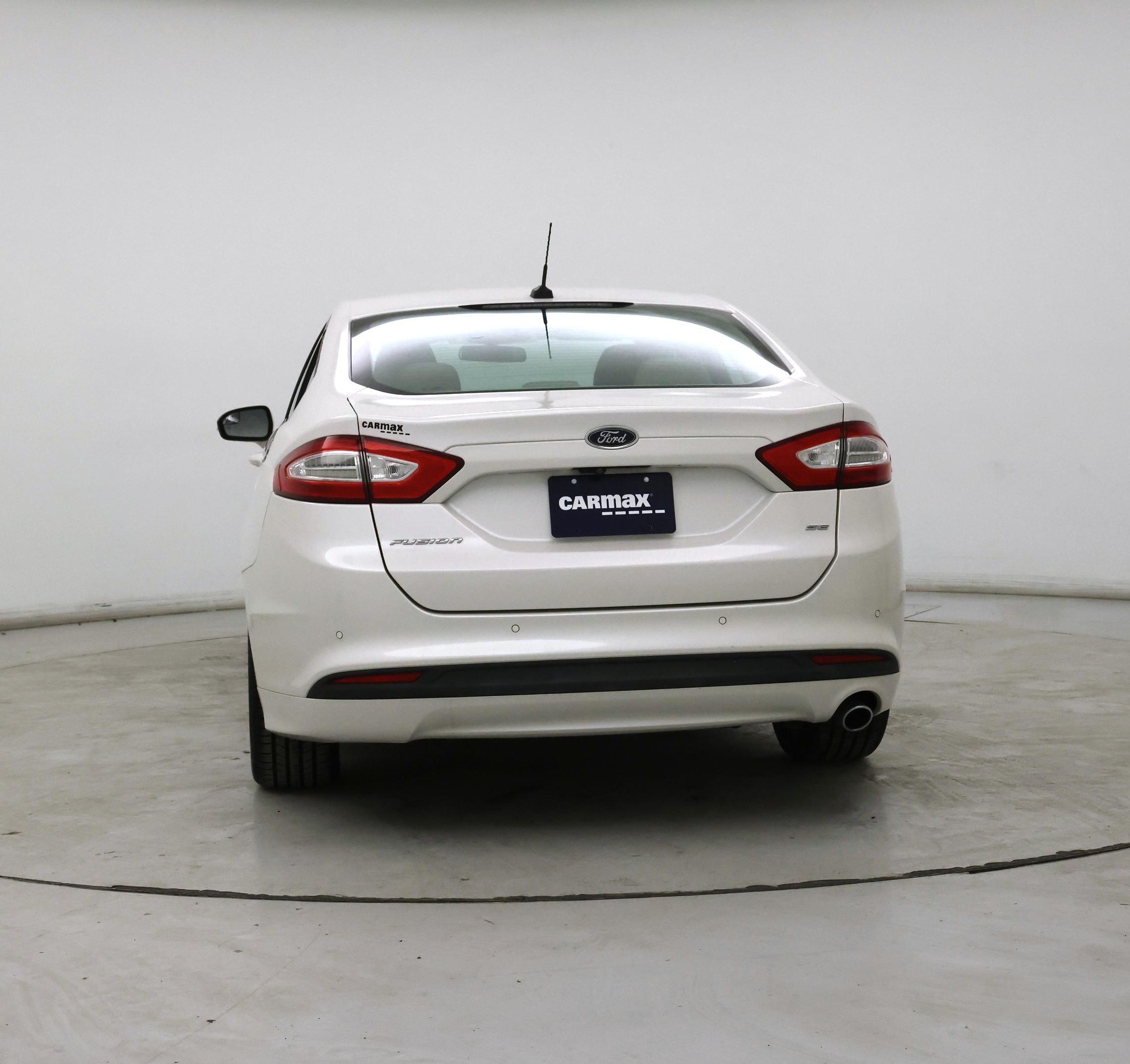 Thumbnail: 2016 Ford Fusion - 6